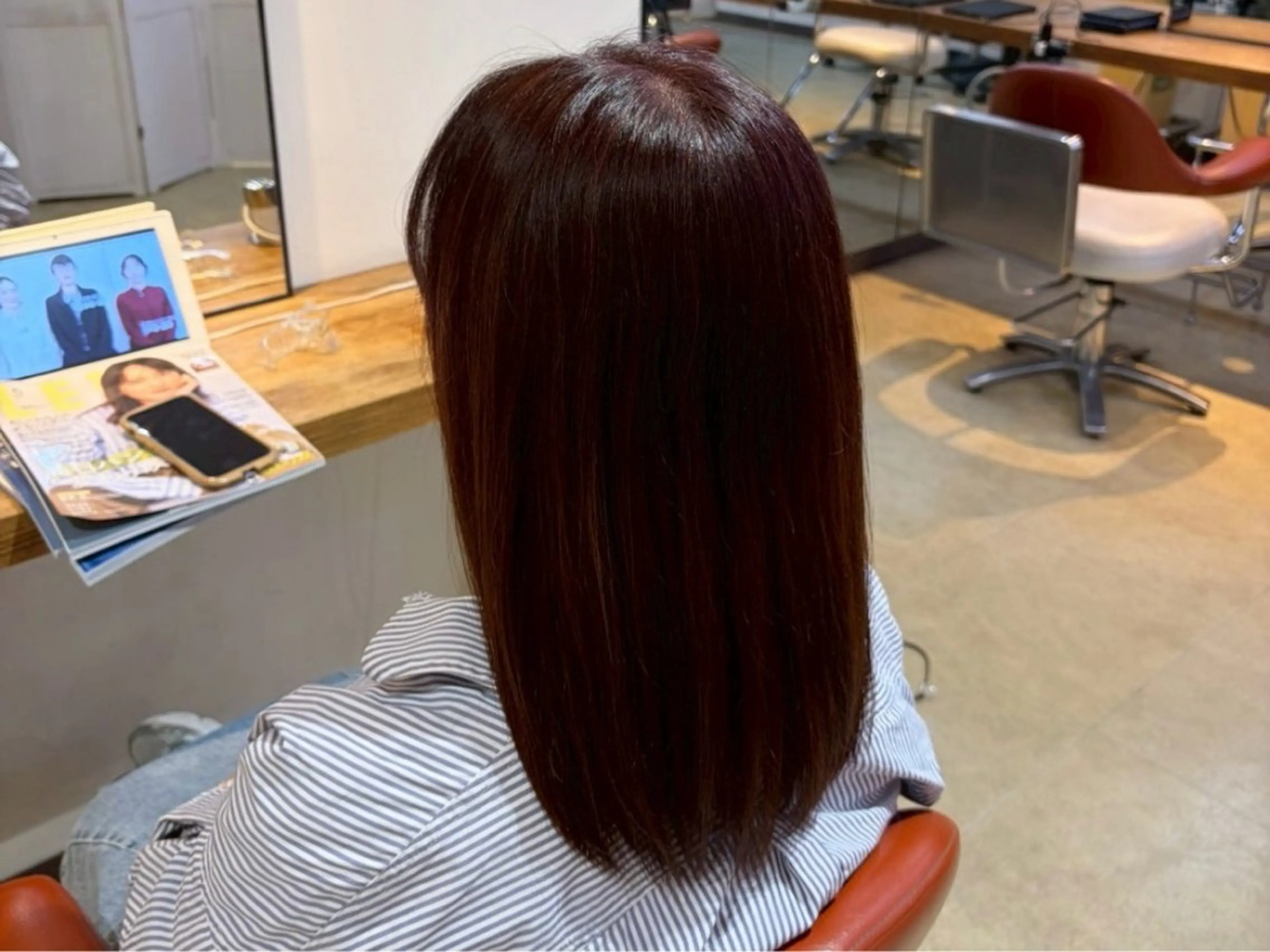 セミロング カラー ヘアカラー 松本 ひなたのヘアスタイル