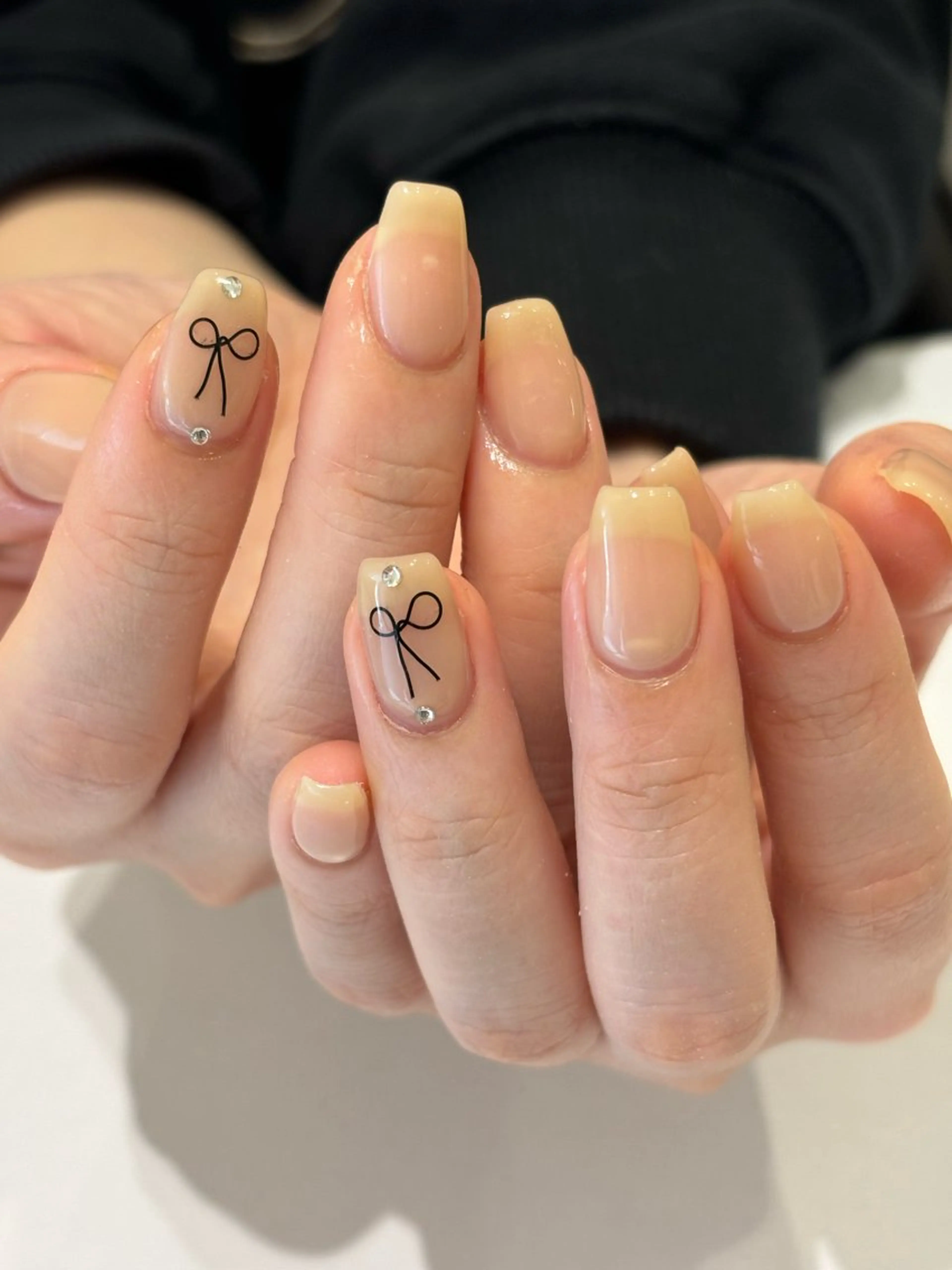 ネイル オフィスネイル リボン Ann nailのネイルデザイン