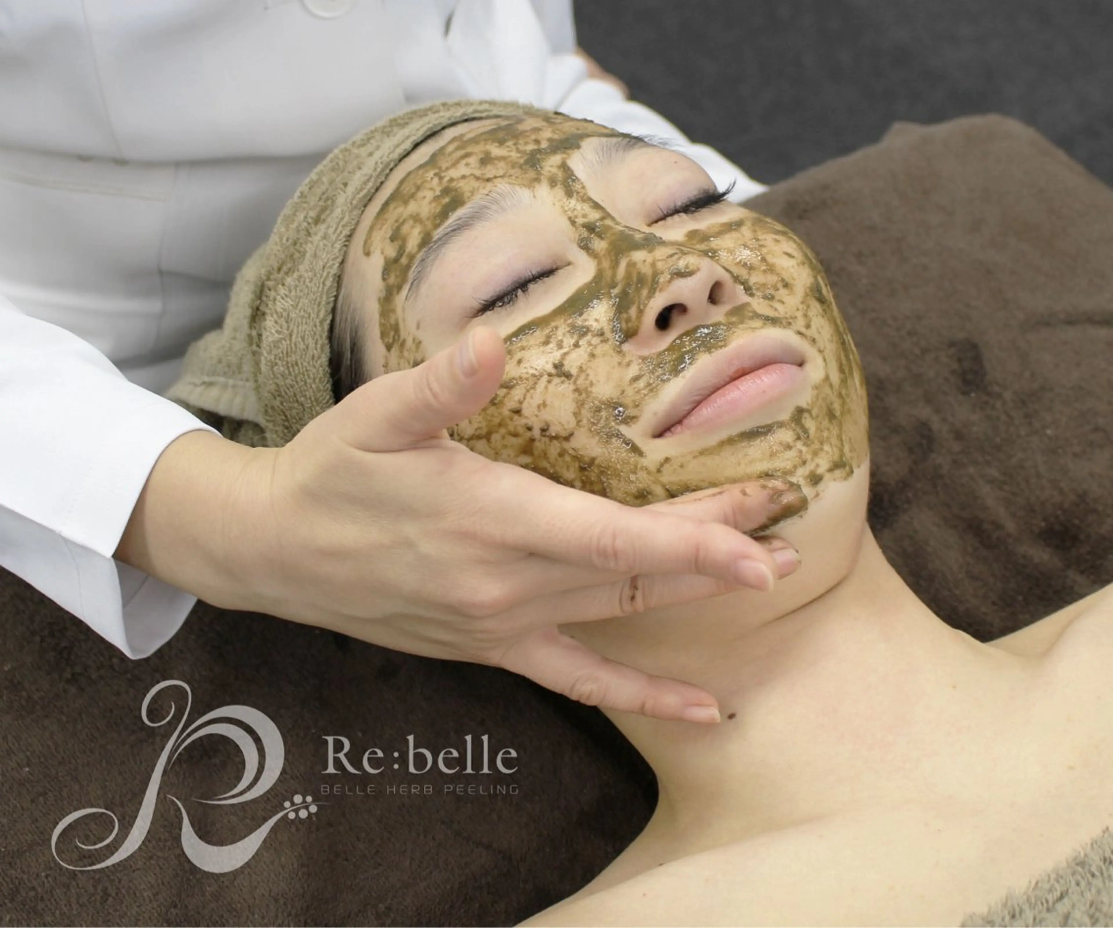 【剥離あり】人気のハーブピーリング 初回限定価格★あらゆる肌の悩みにピッタリ!の写真