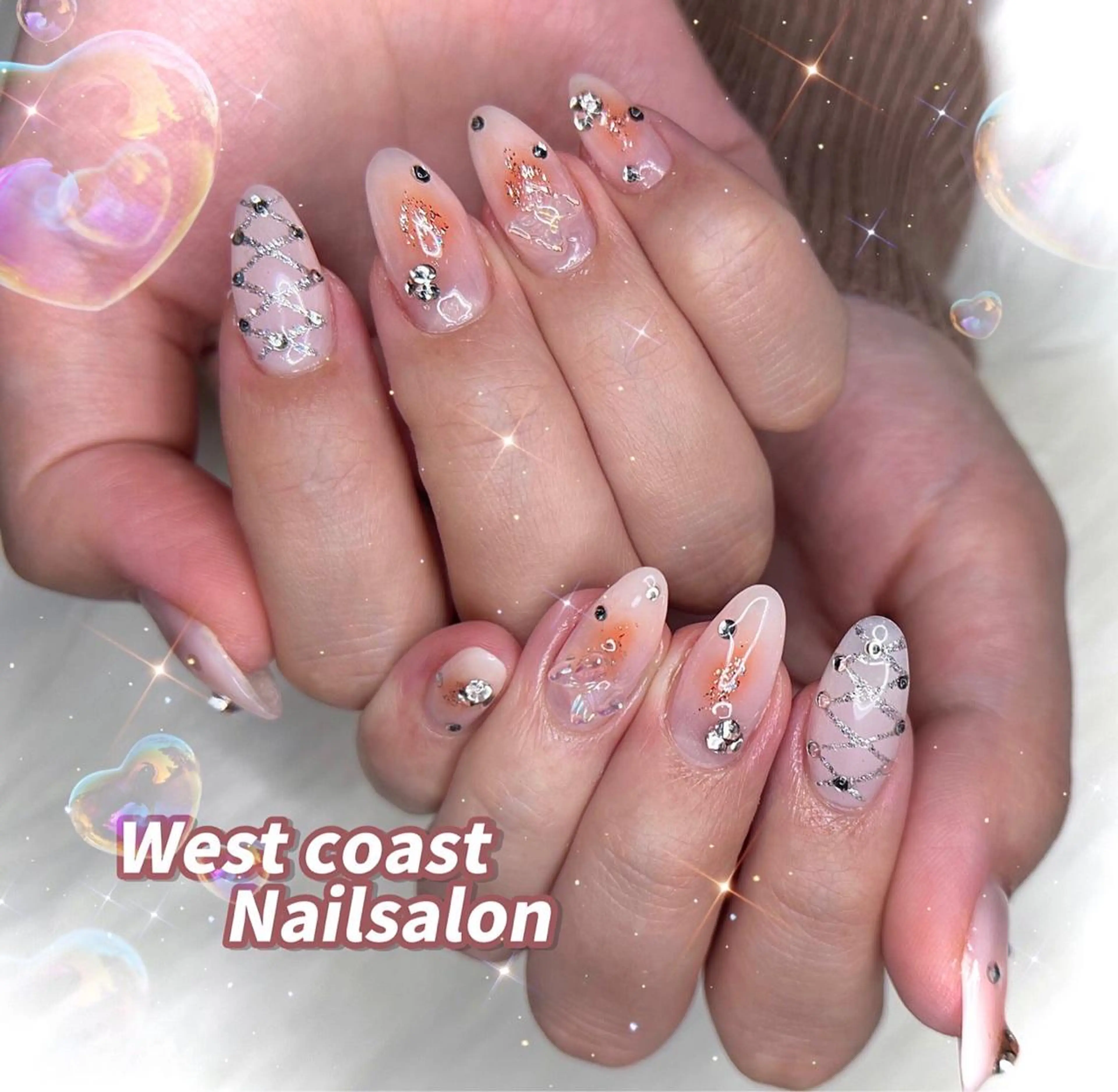 ネイル チークネイル キラキラネイル 韓国ネイル ラメ(グリッター) マグネットネイル ハンドネイル リボン、ガーリー パーツ放題専門店のネイルデザイン