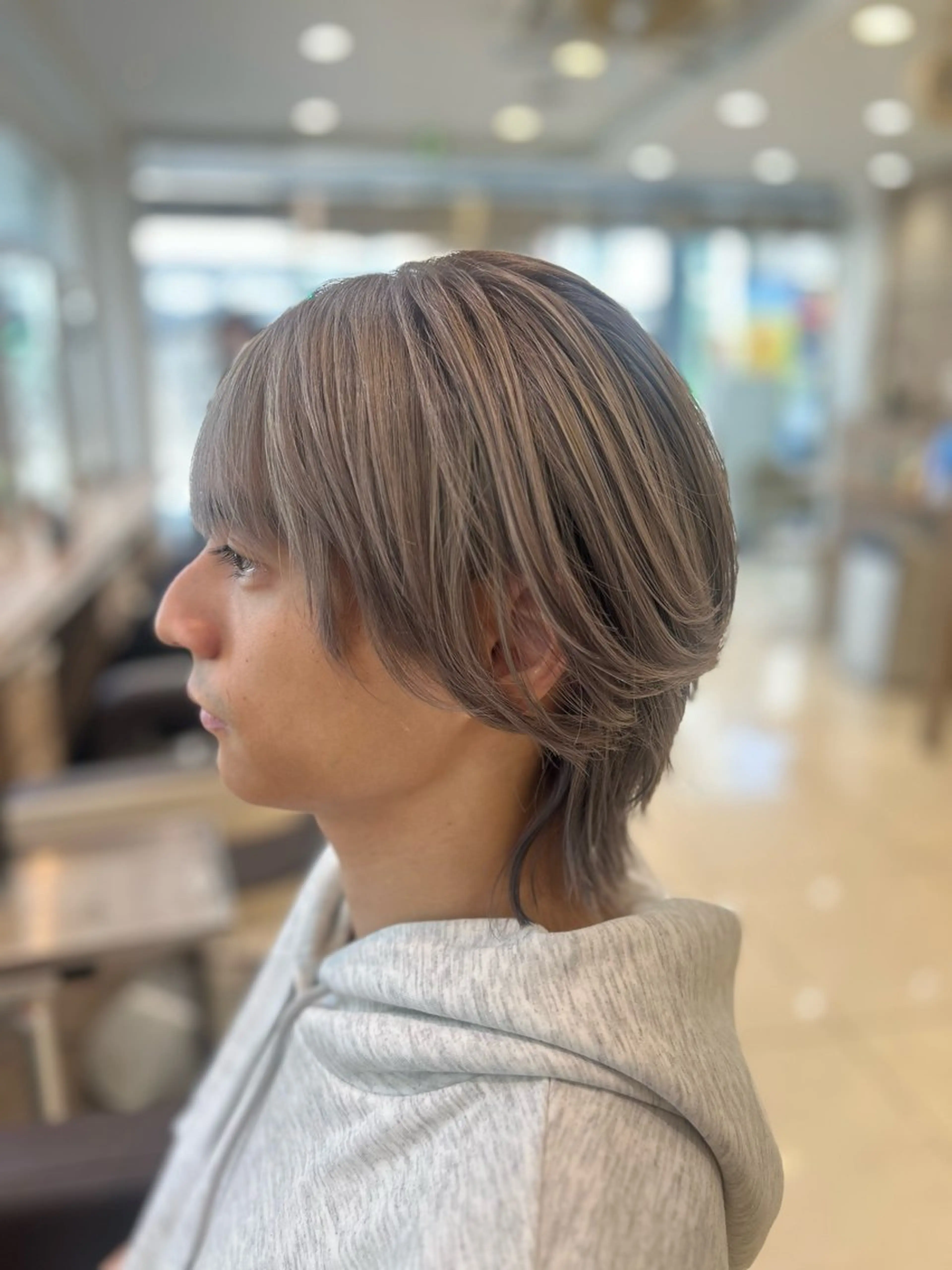 ミディアム カラー メンズ 透明感カラー グレージュ ヘアカラー メンズハイライト × perm Runoのヘアスタイル