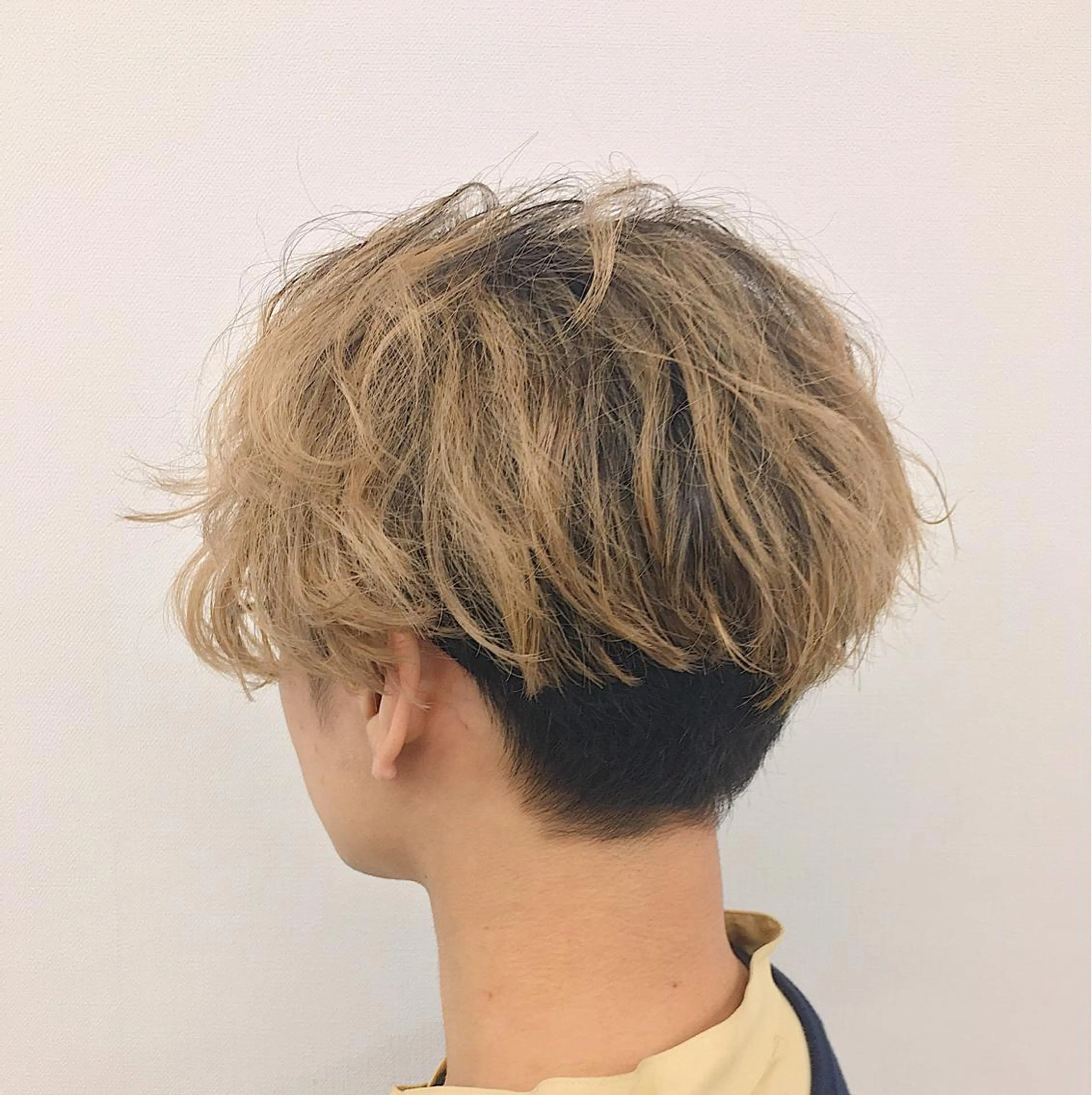 カラー メンズ メンズハイライト ハイライトカラー メンズサロン rootのヘアスタイル