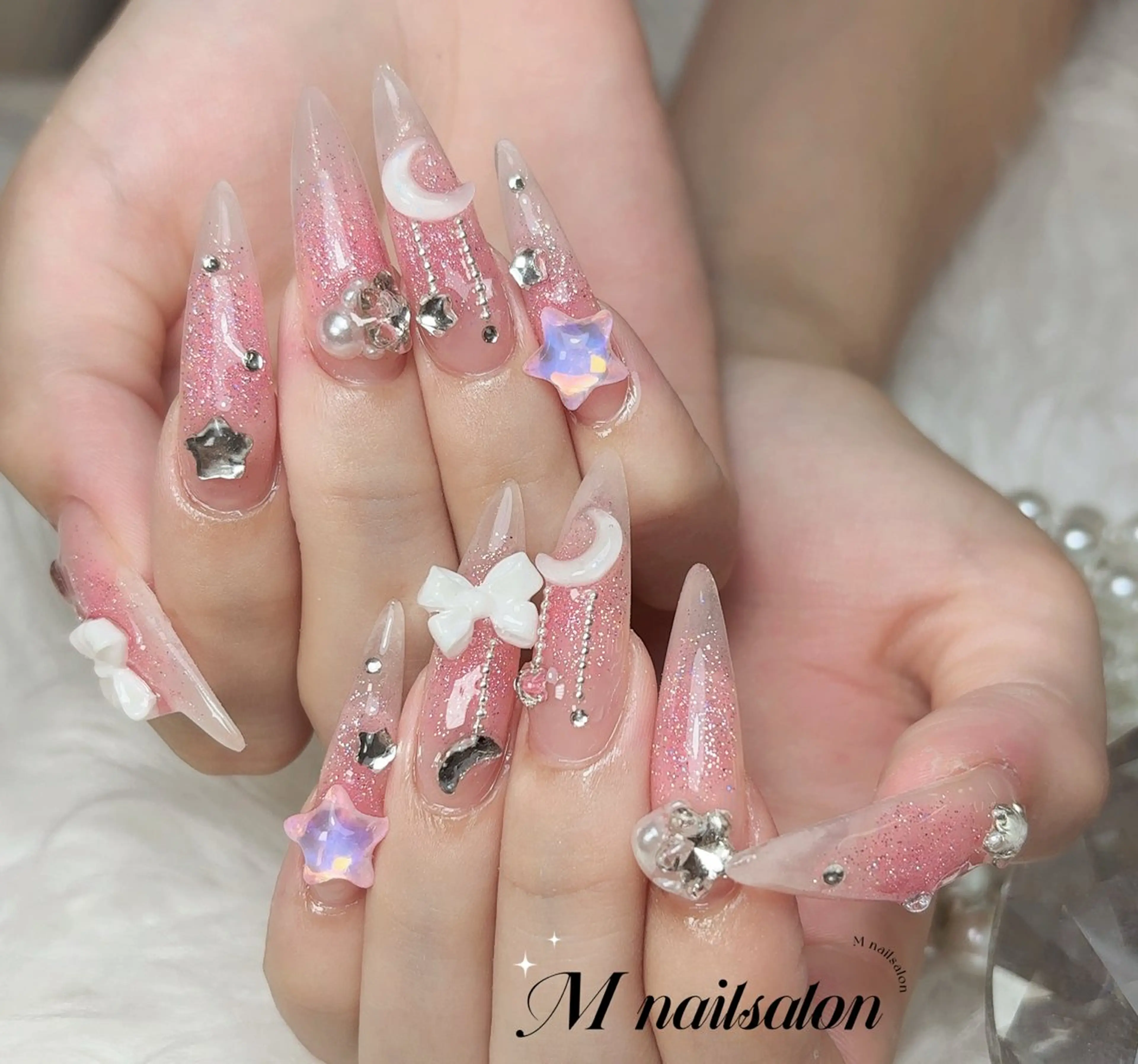 ネイル M🌷nail 長さだし専門店のネイルデザイン