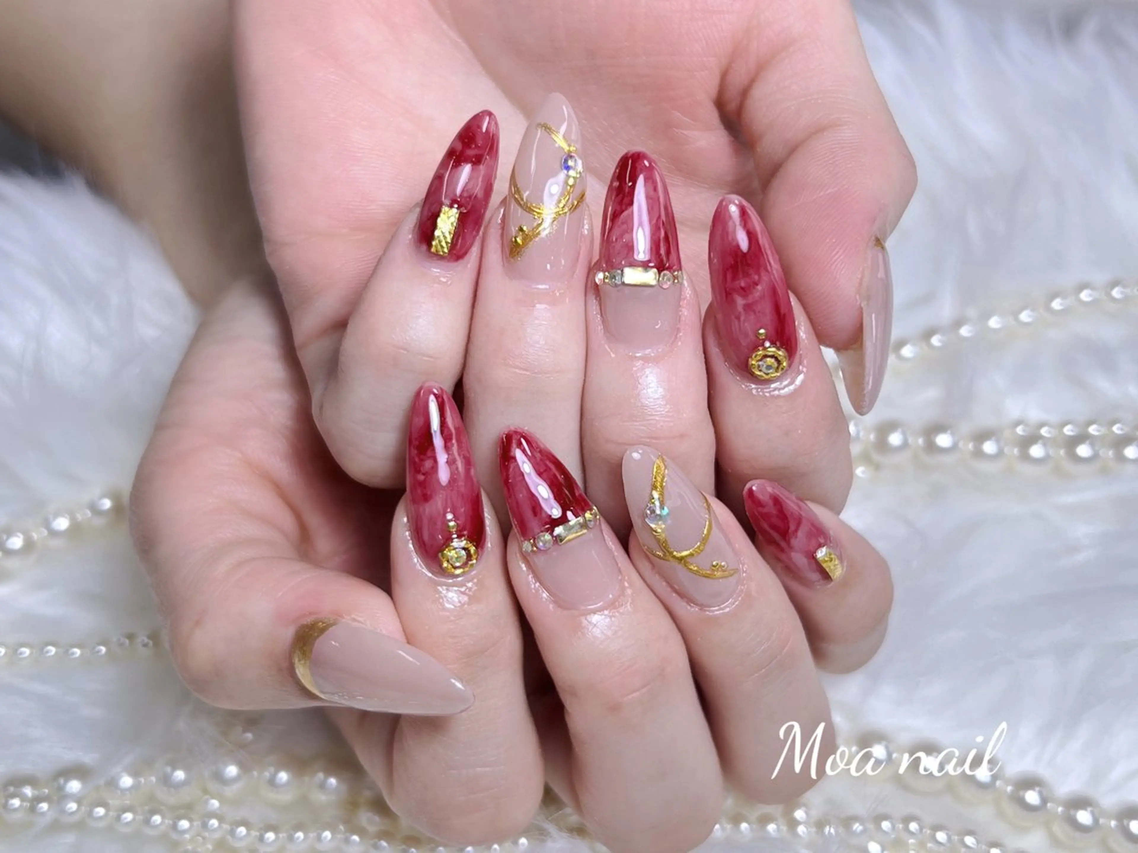 ネイル 長さ出し フレンチネイル ガラスフレンチ ハート キラキラネイル ハンドネイル Moa nailのネイルデザイン