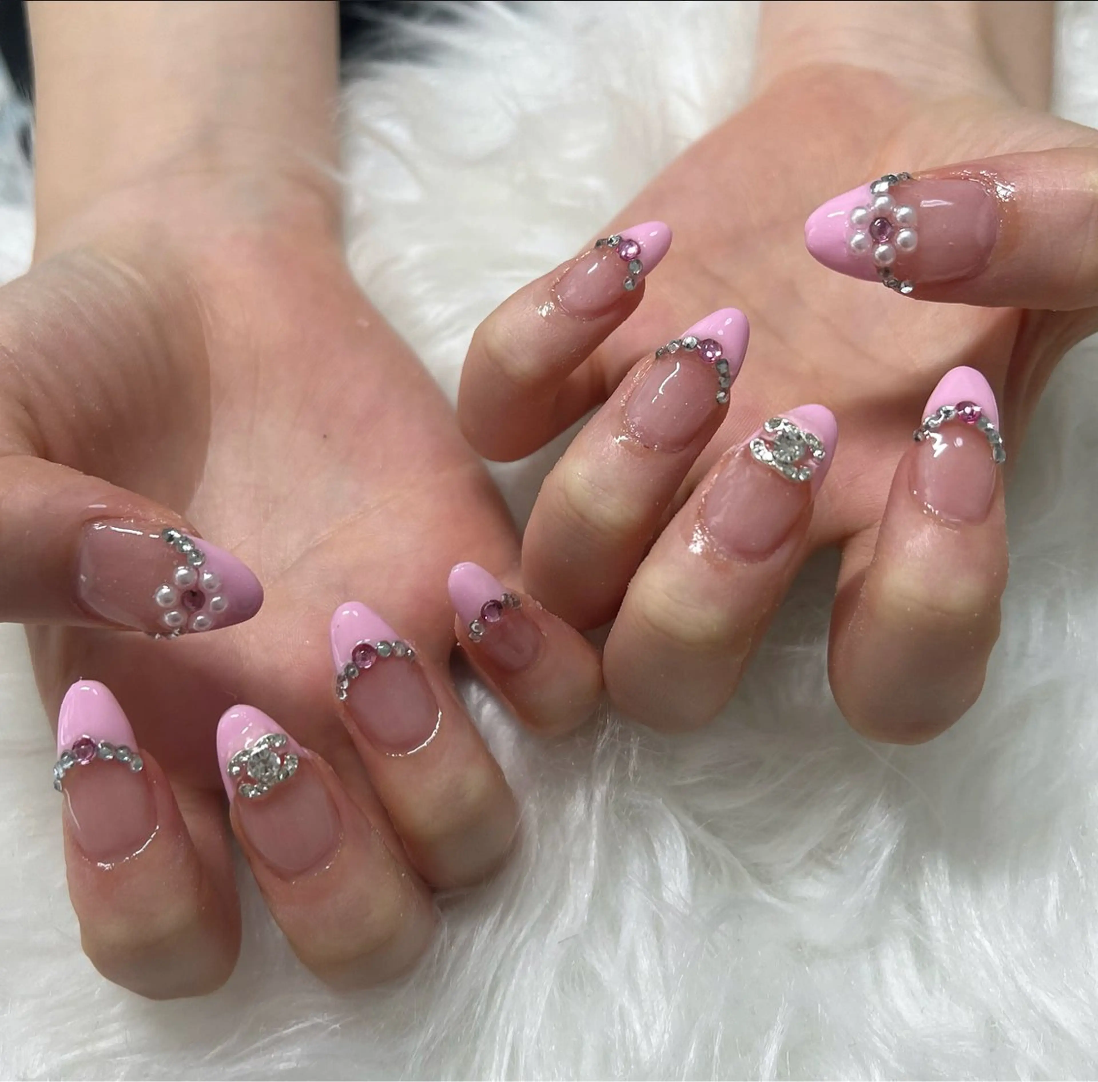 ロング ハンドネイル mao .のネイルデザイン