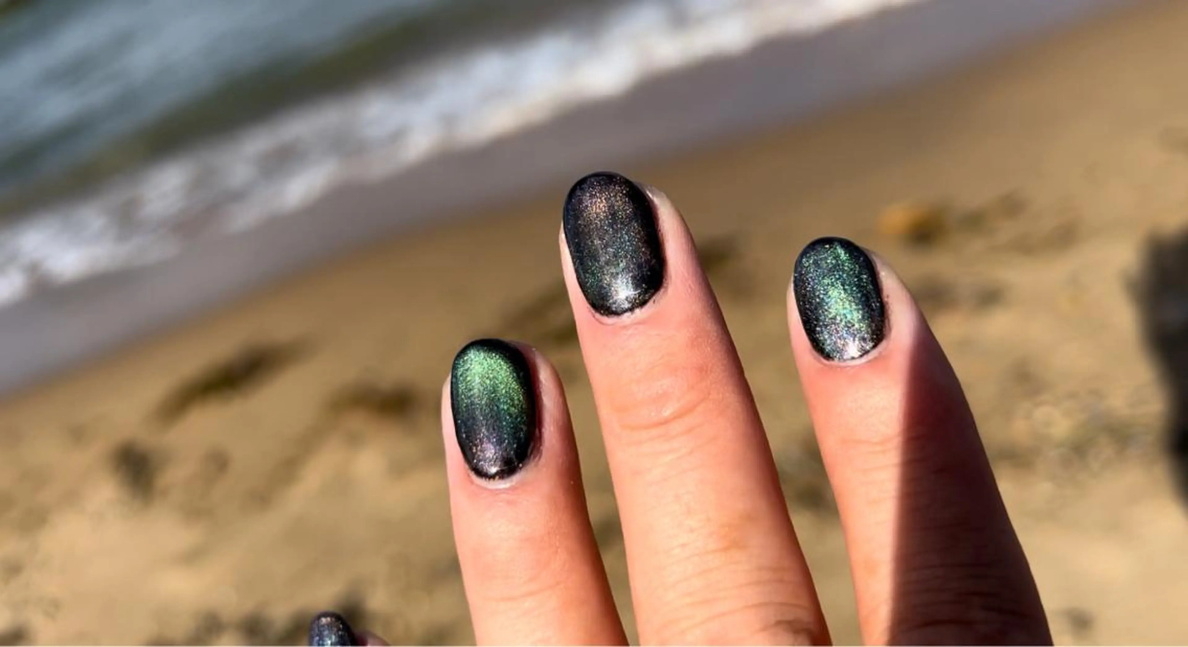 ネイル ブラウン グリーン マグネットネイル Ri-e's nailのネイルデザイン