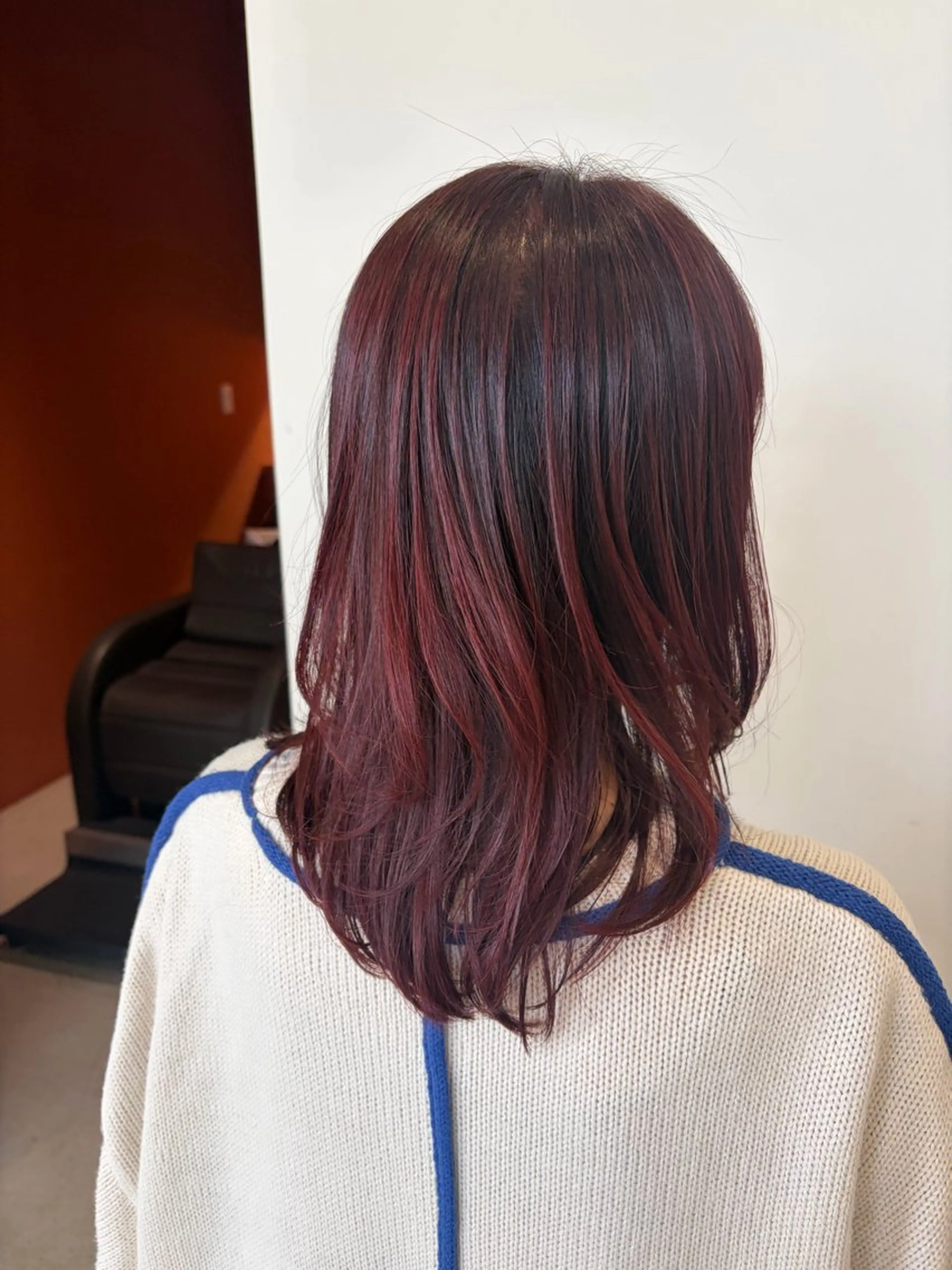 セミロング カラー 櫻井 莉子のヘアスタイル