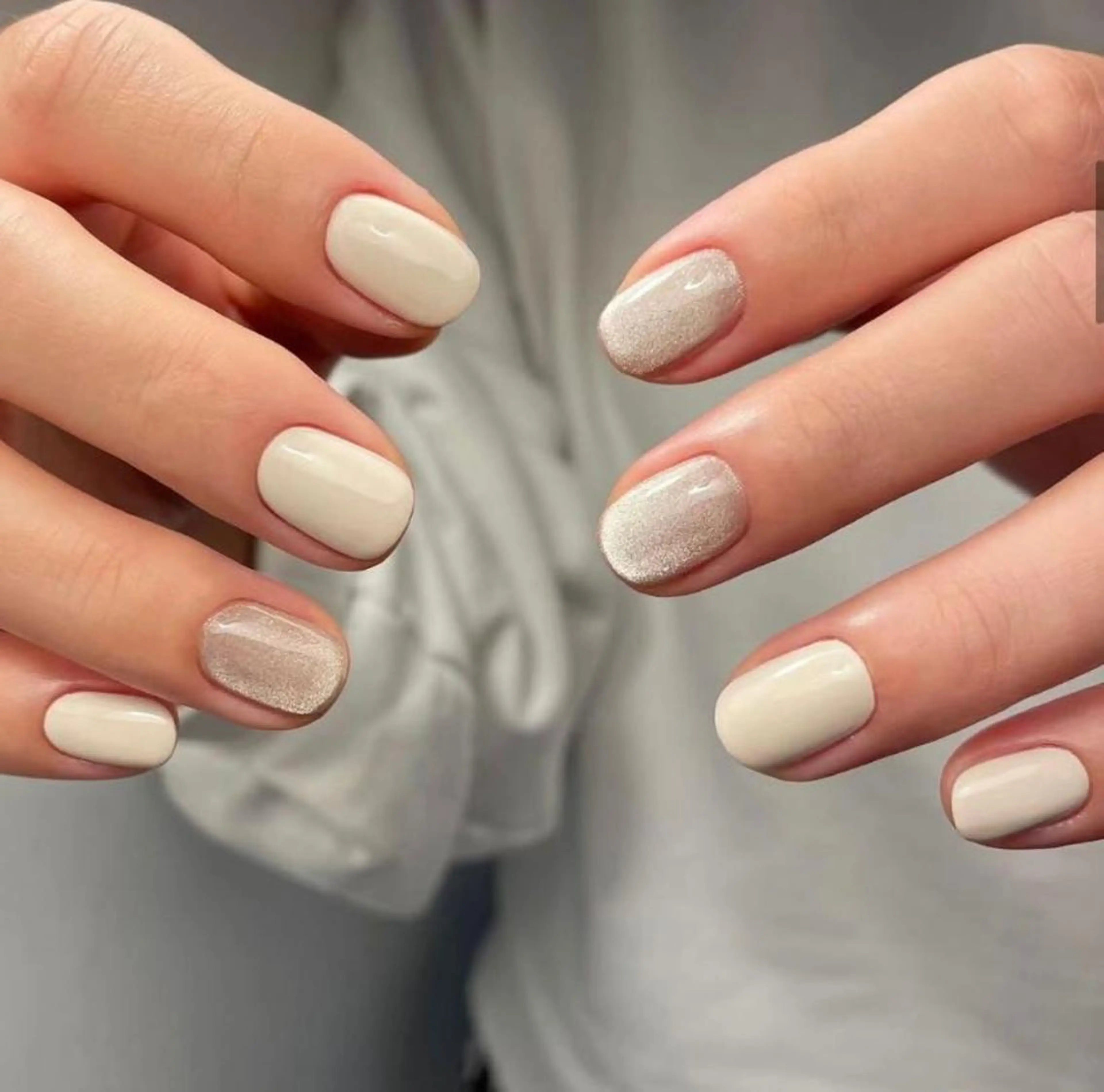 ネイル RAFFINE haru🦋🩵のネイルデザイン