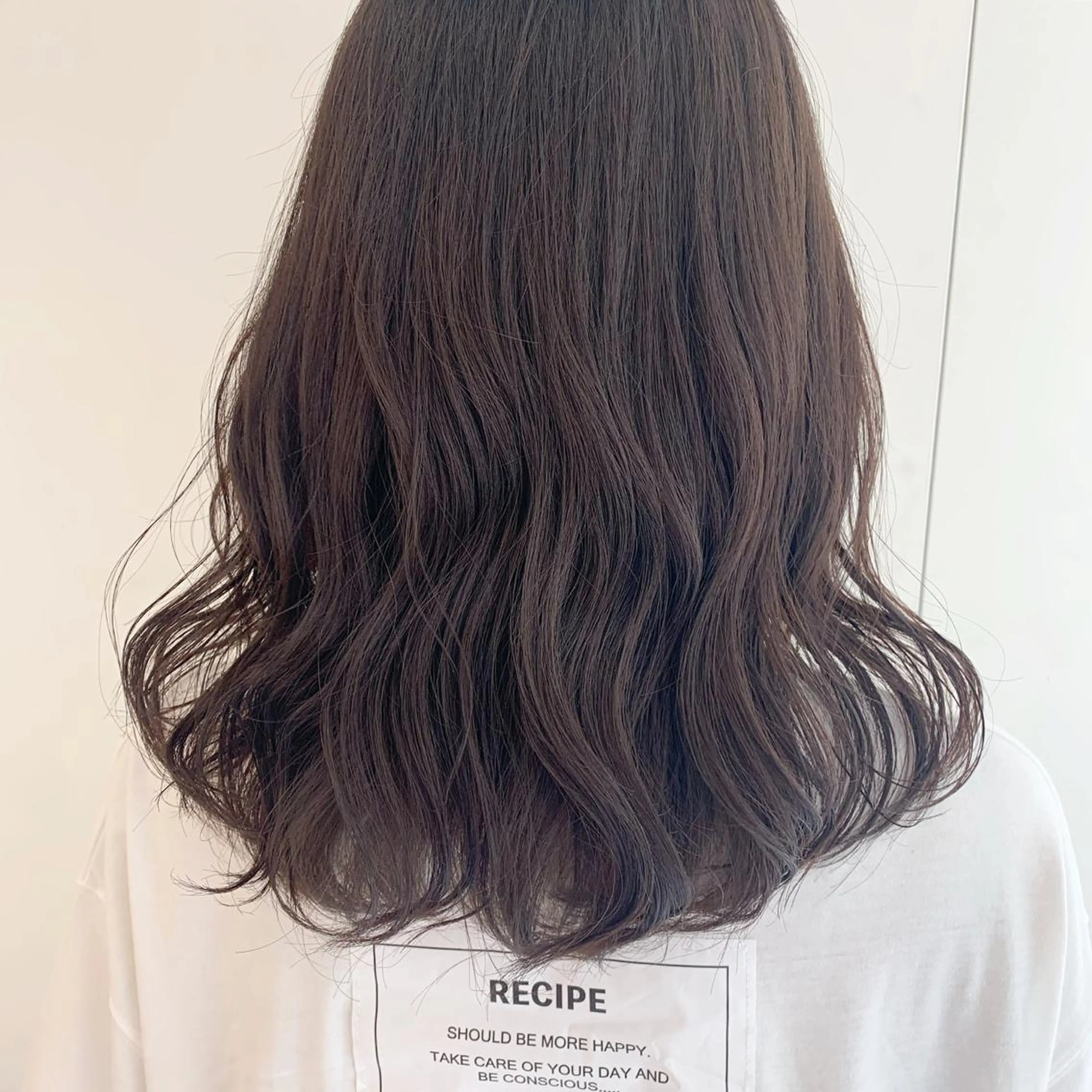 カラー 山口 莉奈のヘアスタイル
