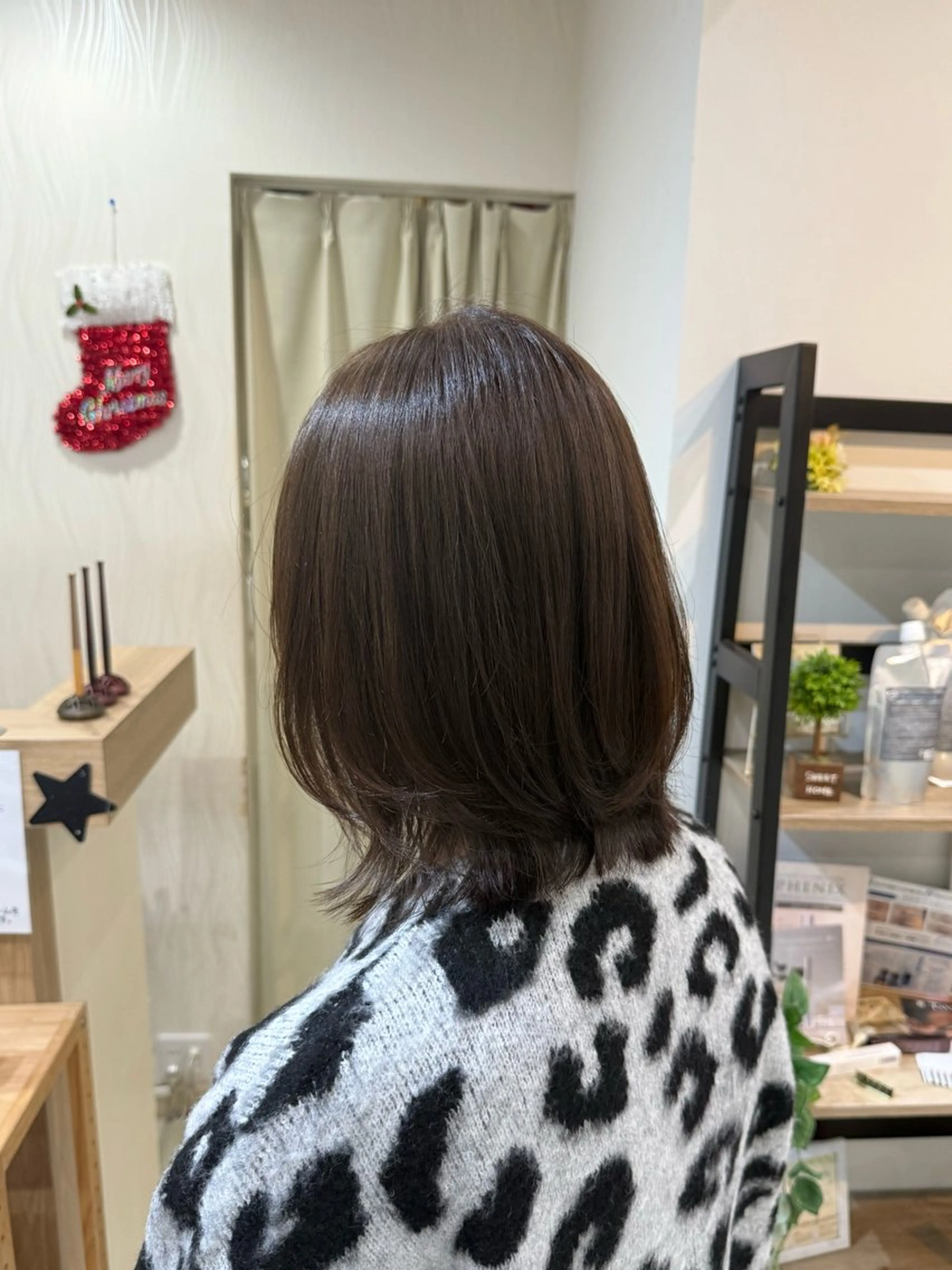 ミディアム カラー ボブレイヤー ボブ レイヤーカット 島 歩那のヘアスタイル