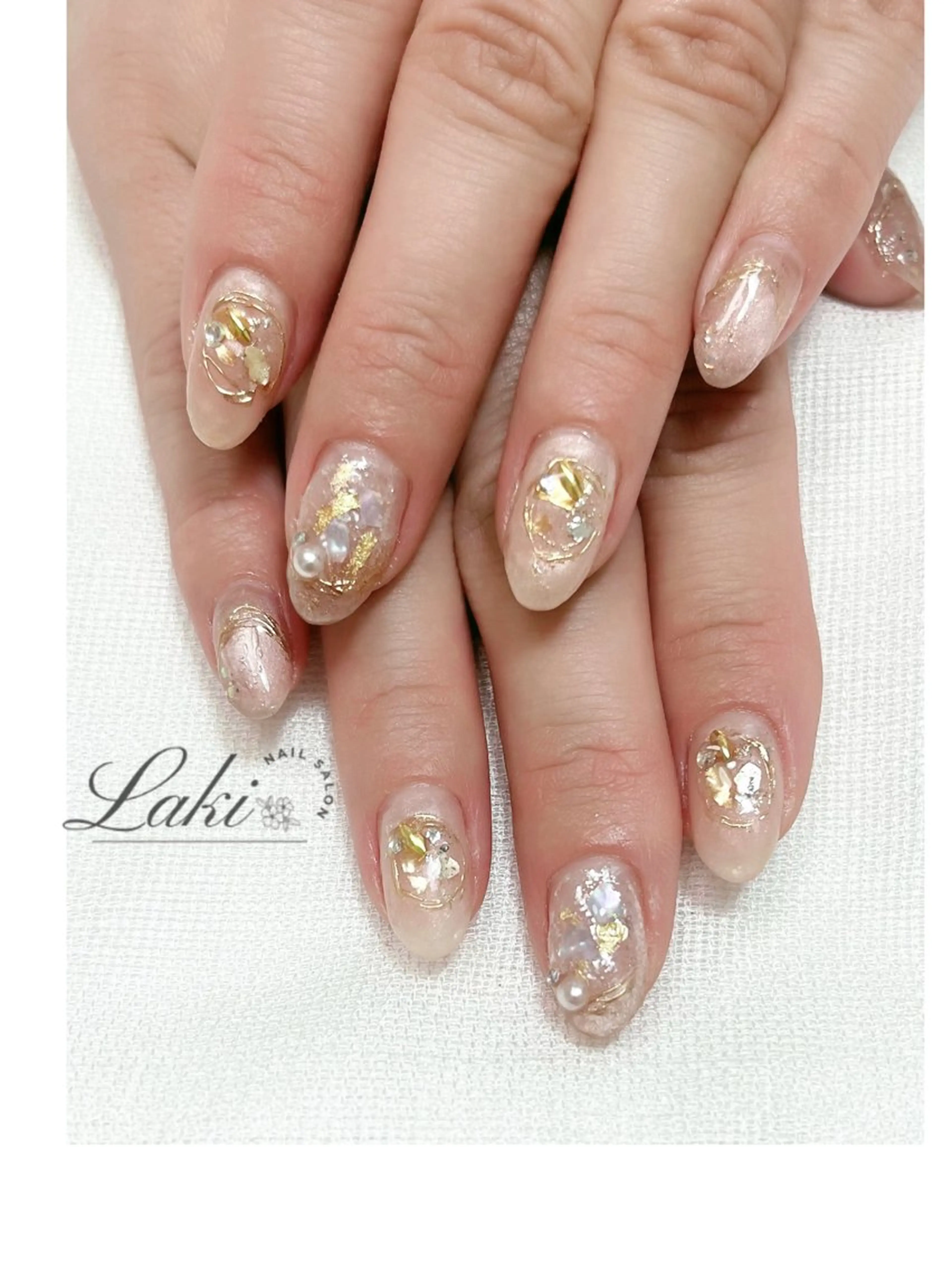 ネイル Laki nailのネイルデザイン