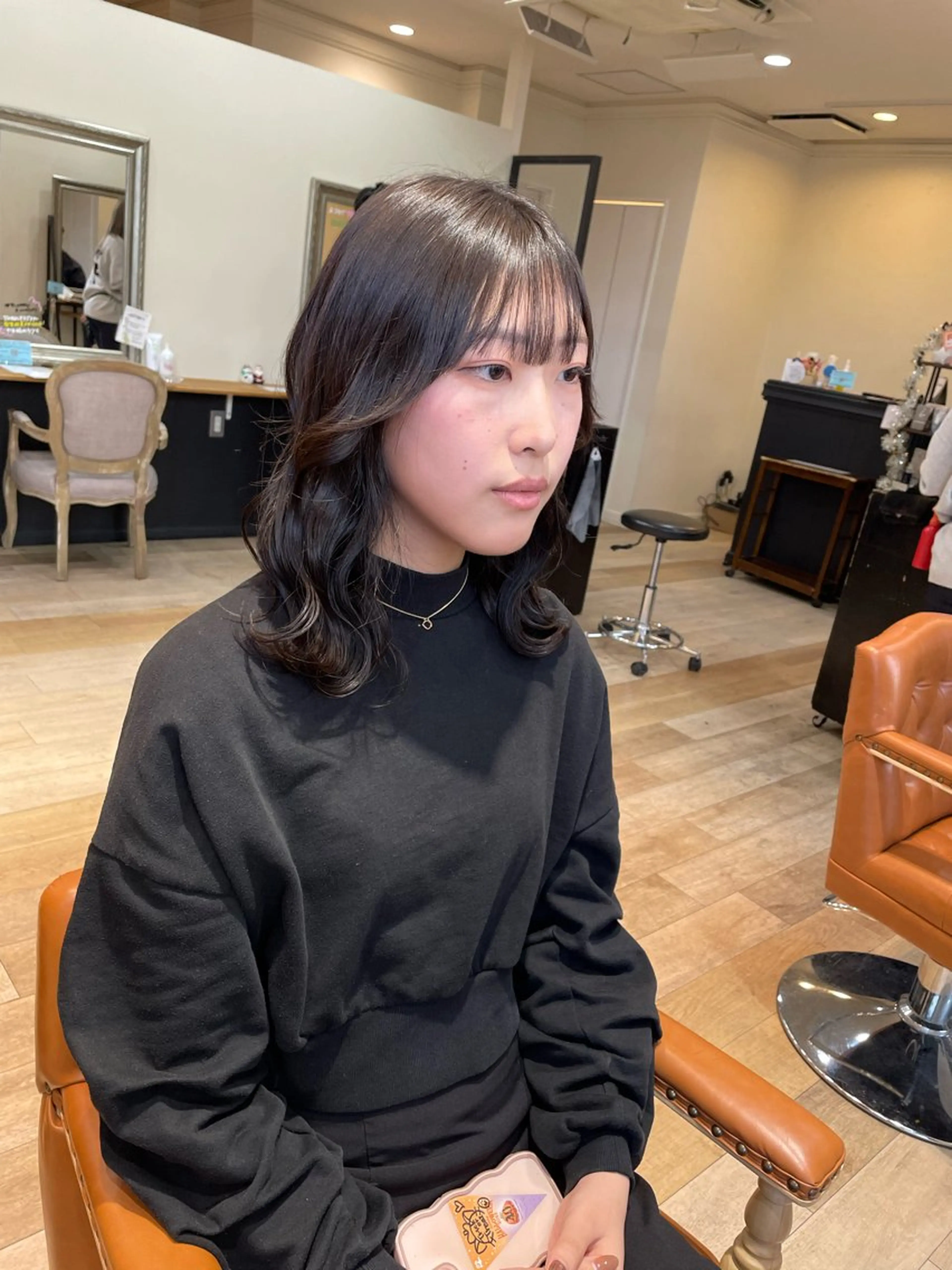 ミディアム 亀川蓮 Agu hairのヘアスタイル