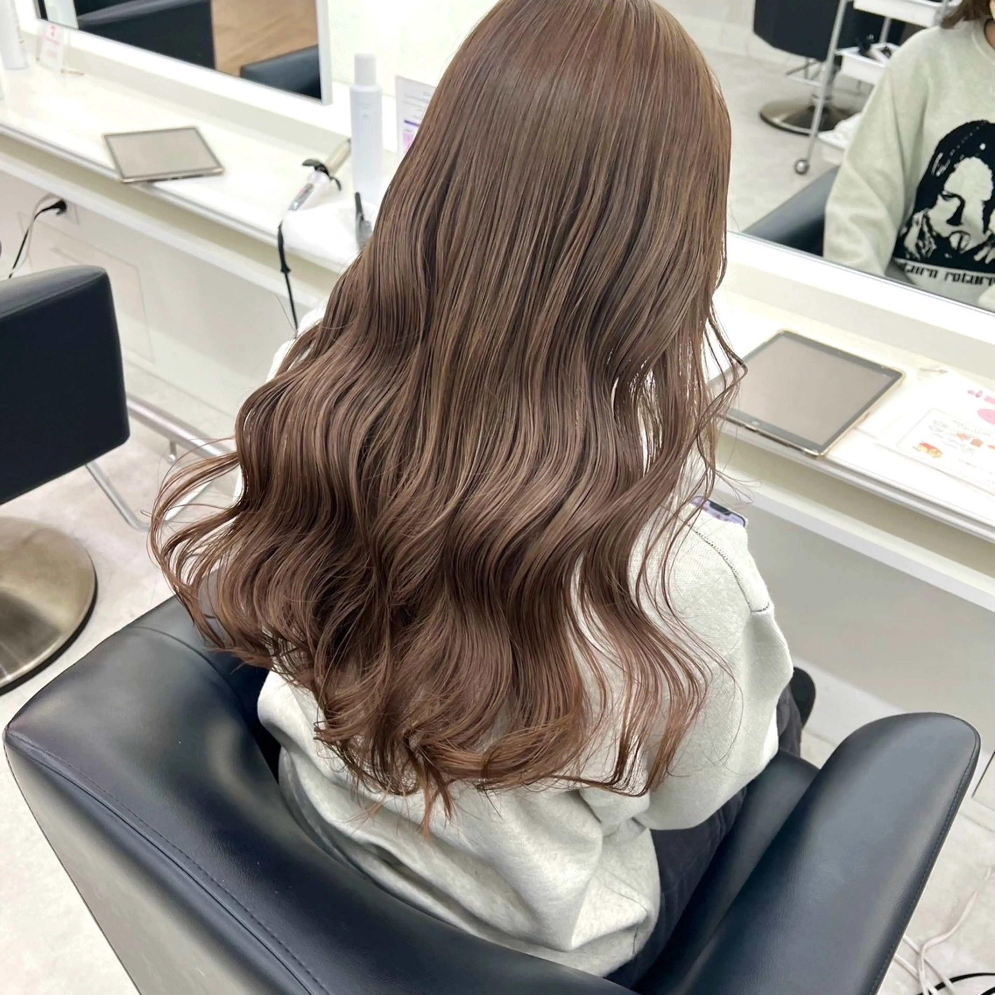 ロング カラー ParveMix 🪽鳥取彩花のヘアスタイル