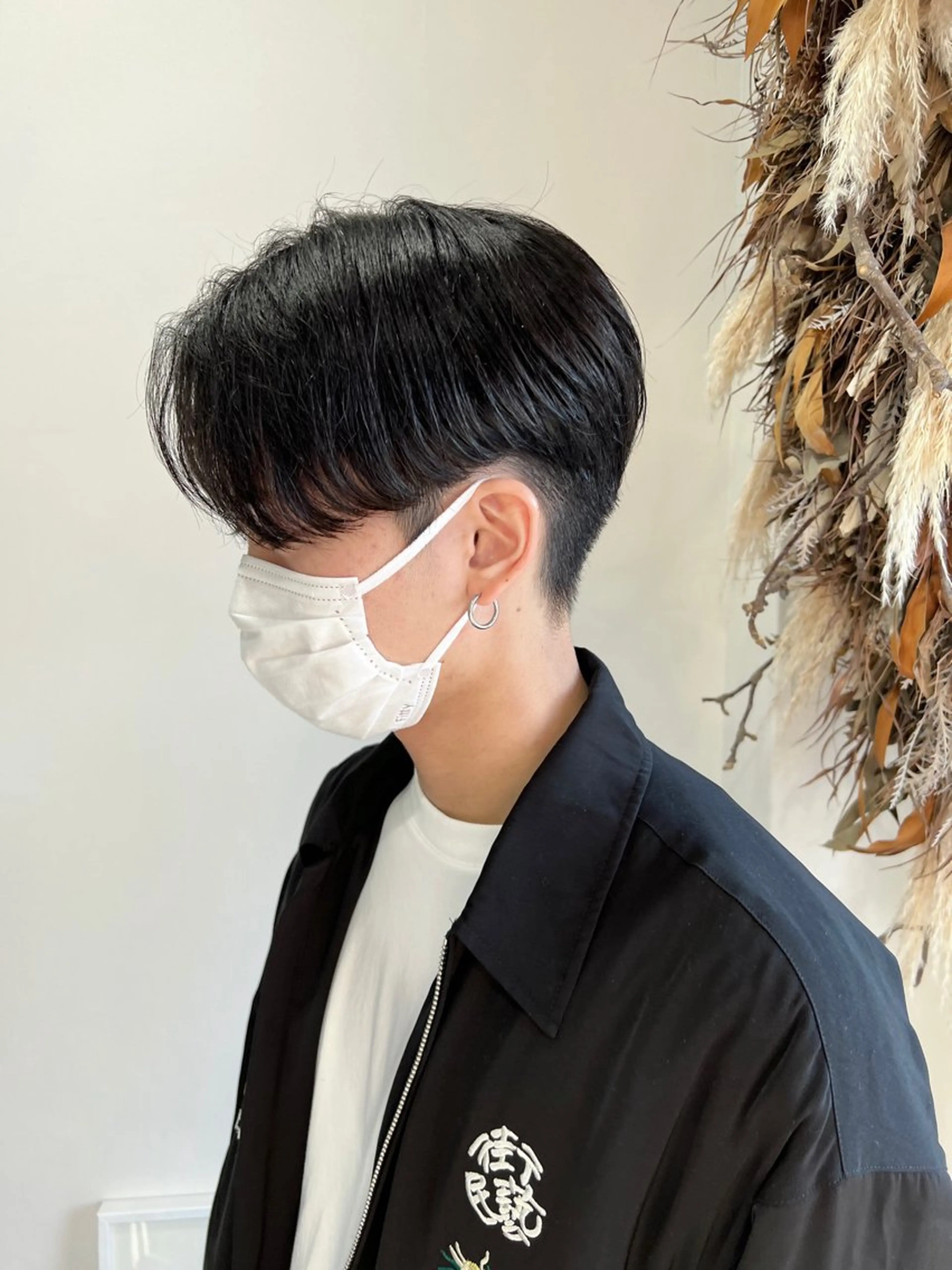 パーマ メンズ センターパート カルマパーマ メンズ韓国風 メンズパーマ 川原 元気のヘアスタイル