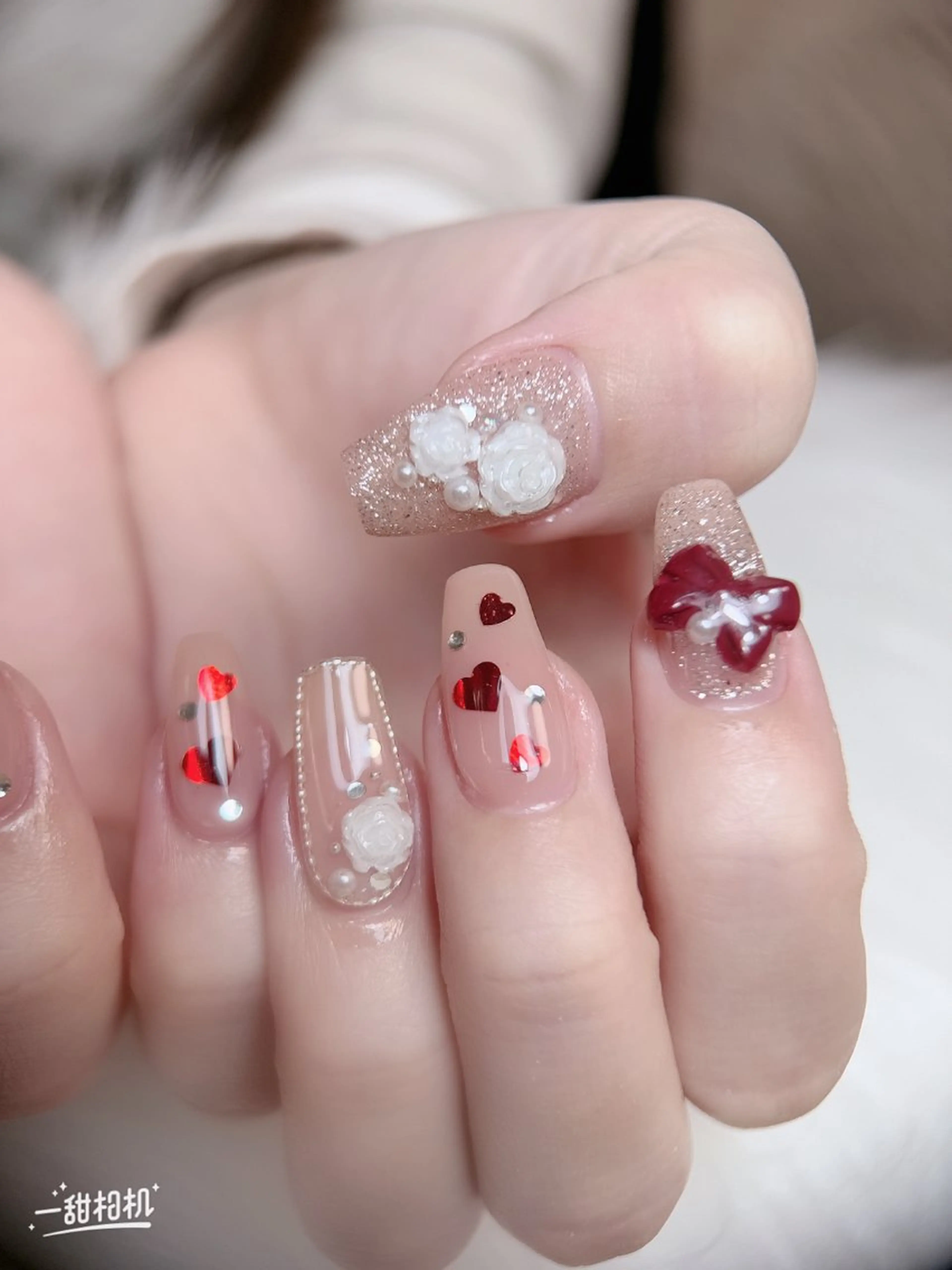 ネイル チークネイル ジェルネイル キラキラネイル 韓国ネイル マグネットネイル ハンドネイル viet phe所属・Vp ネイルのネイルデザイン