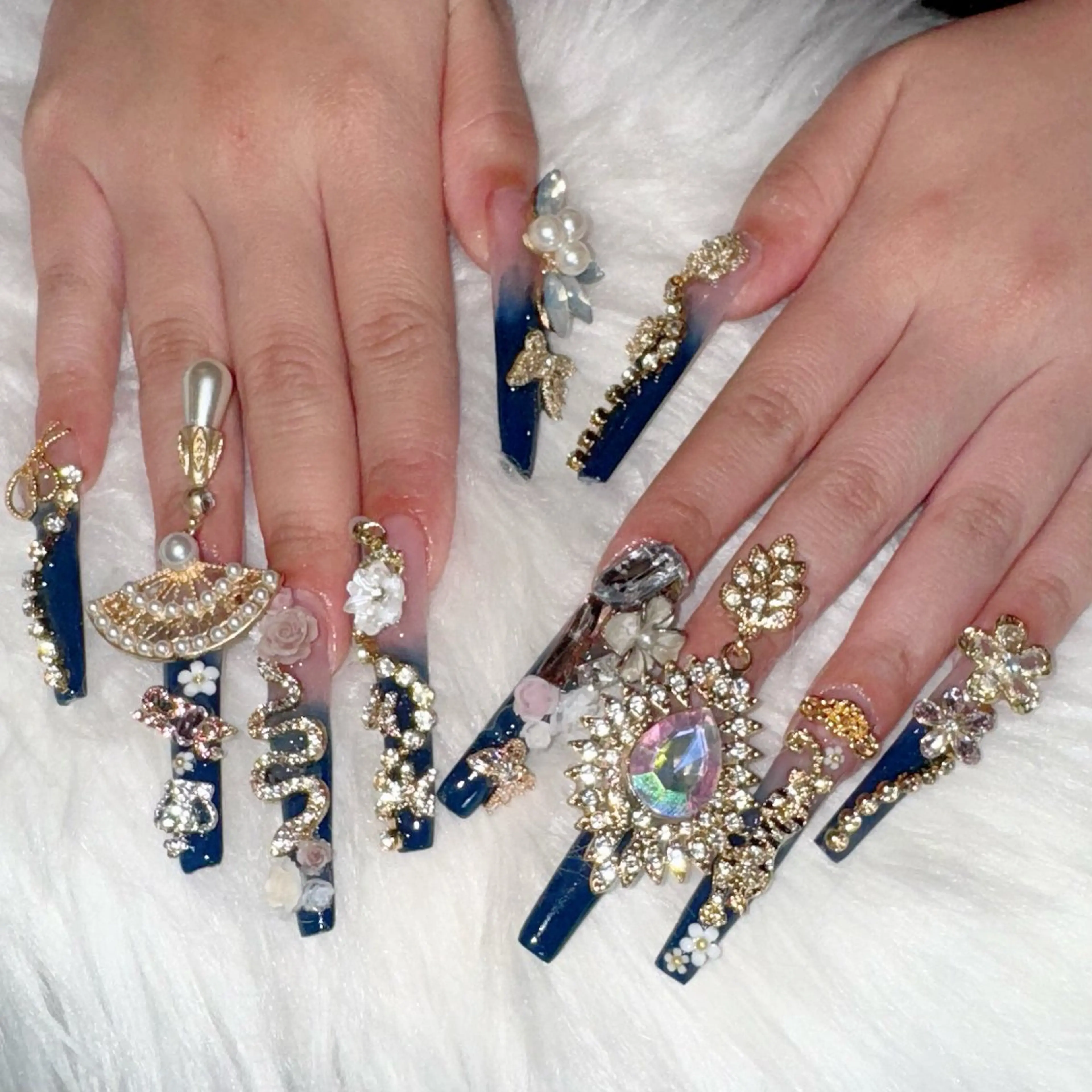 ネイル ハンドネイル Feel ‪‪☺︎‬Yuriaのネイルデザイン