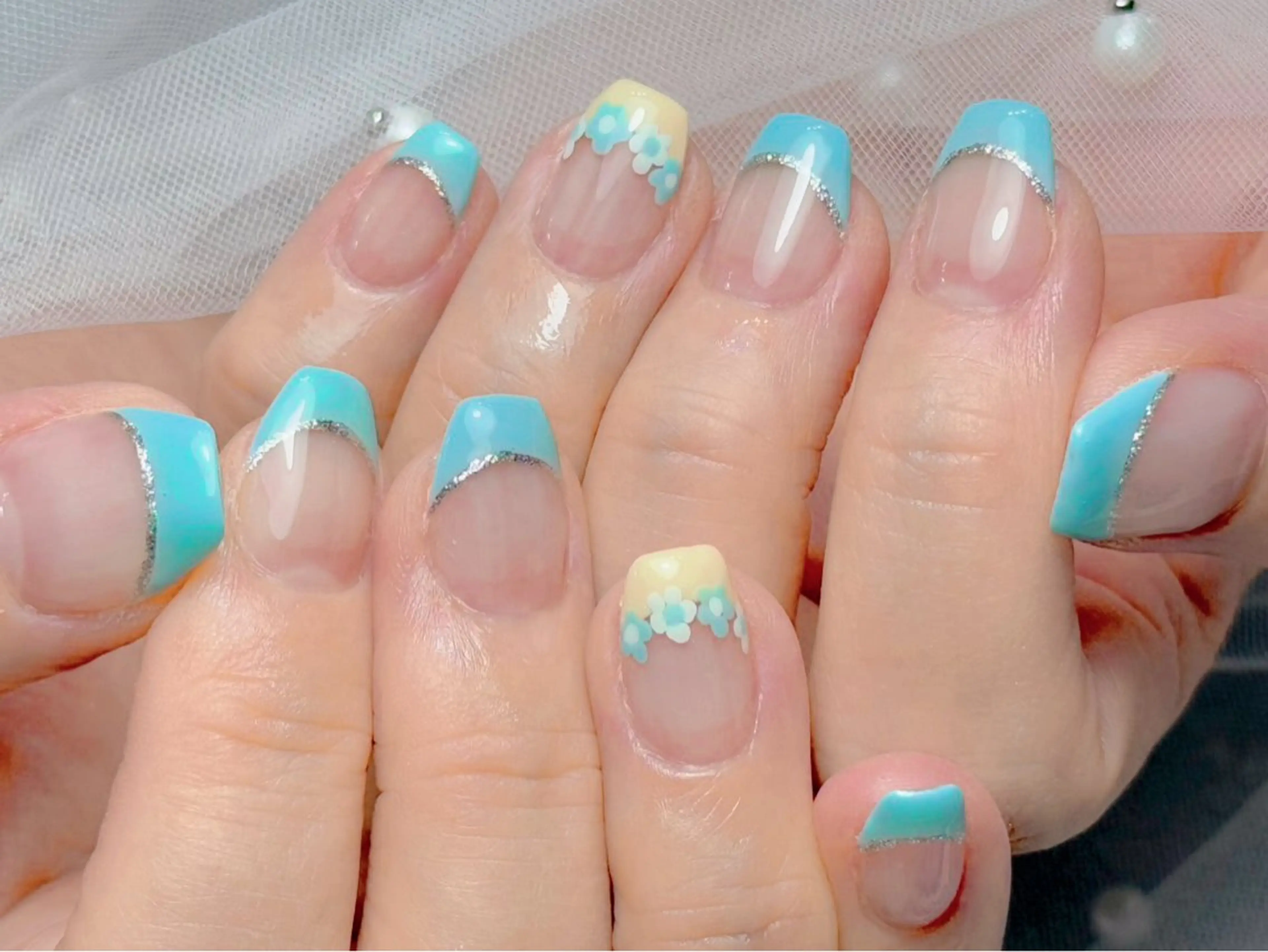 ネイル マジック ミラーのネイルデザイン