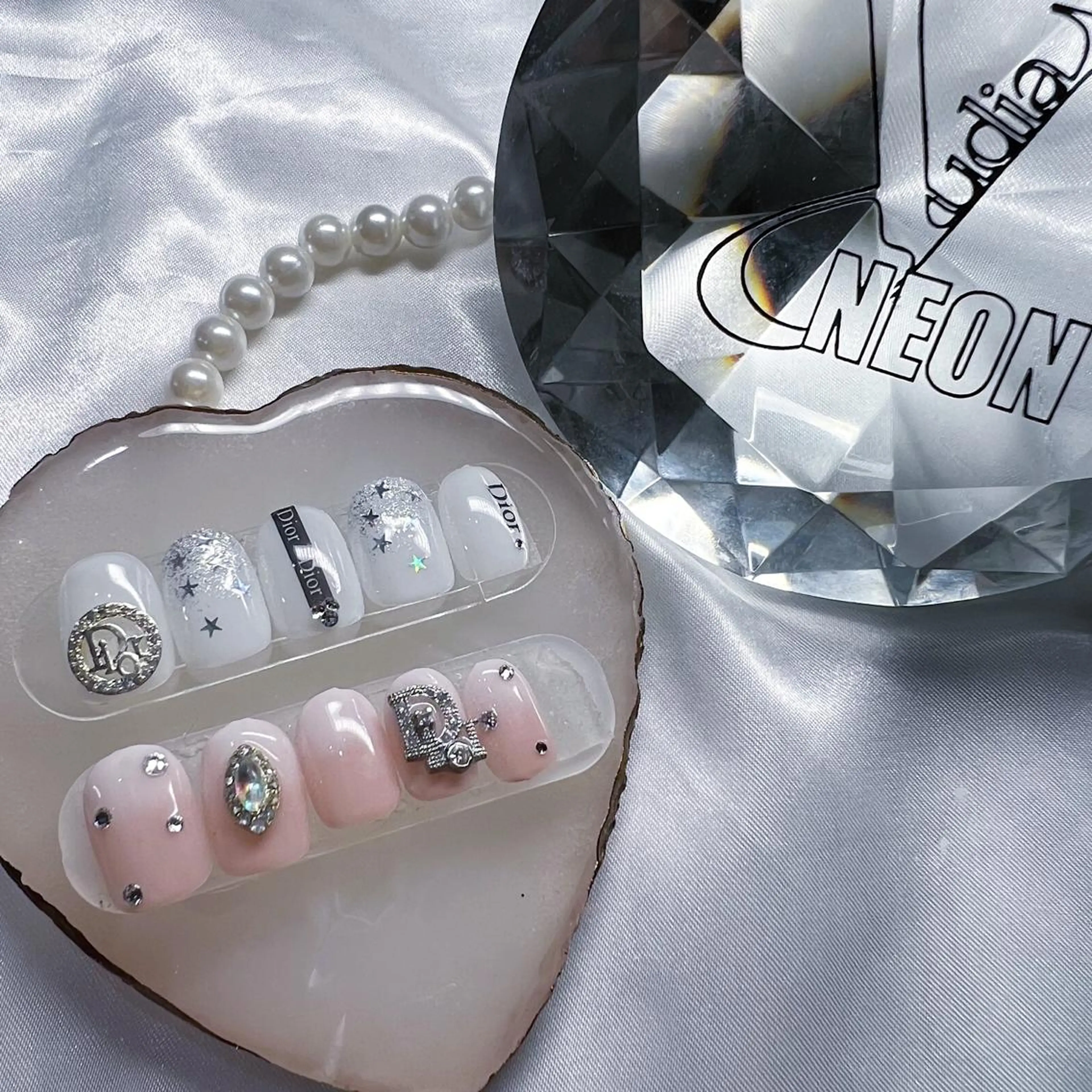 ネイル élu by Noriko 前原のネイルデザイン