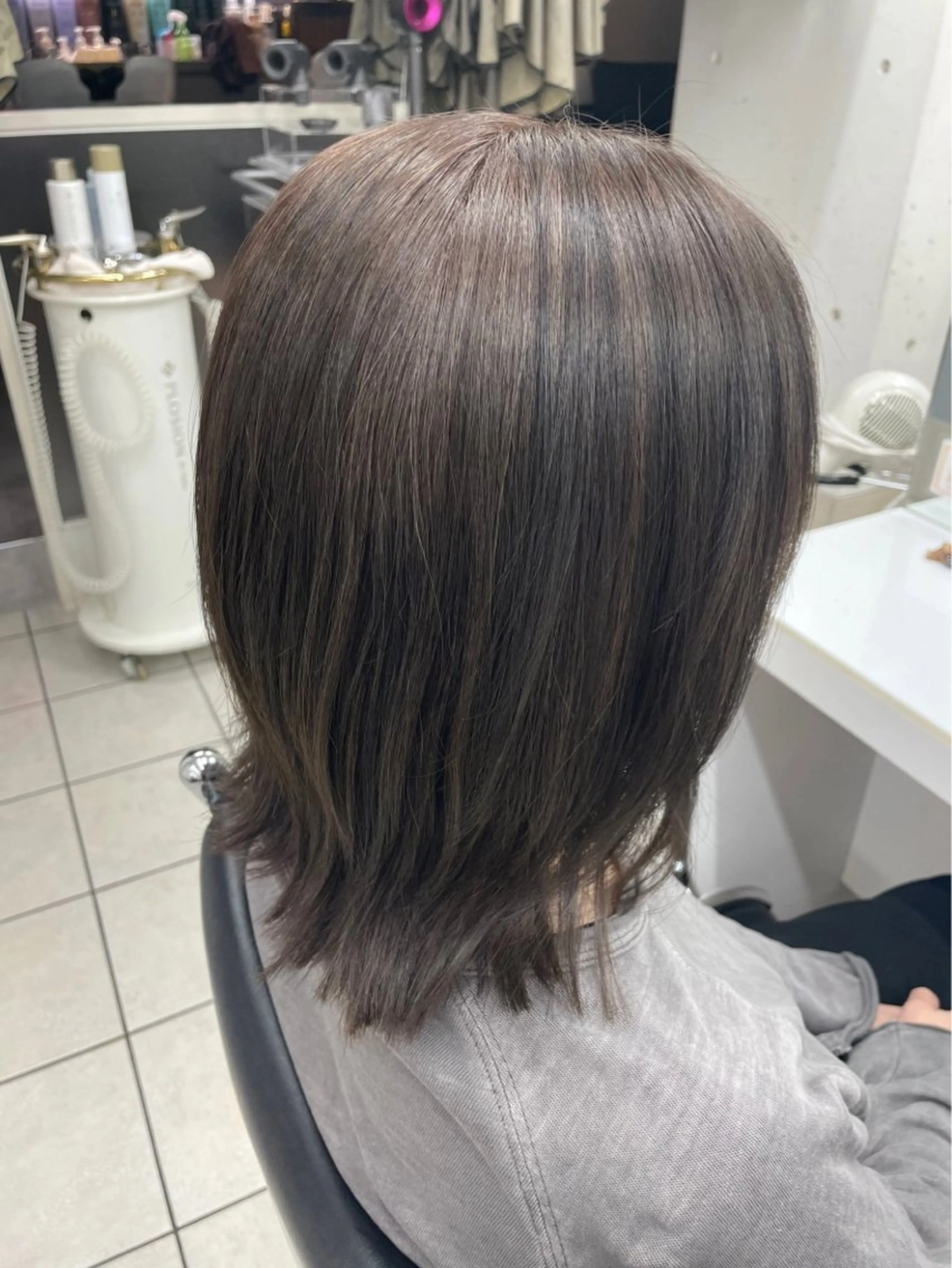 ミディアム 星野 菜月のヘアスタイル