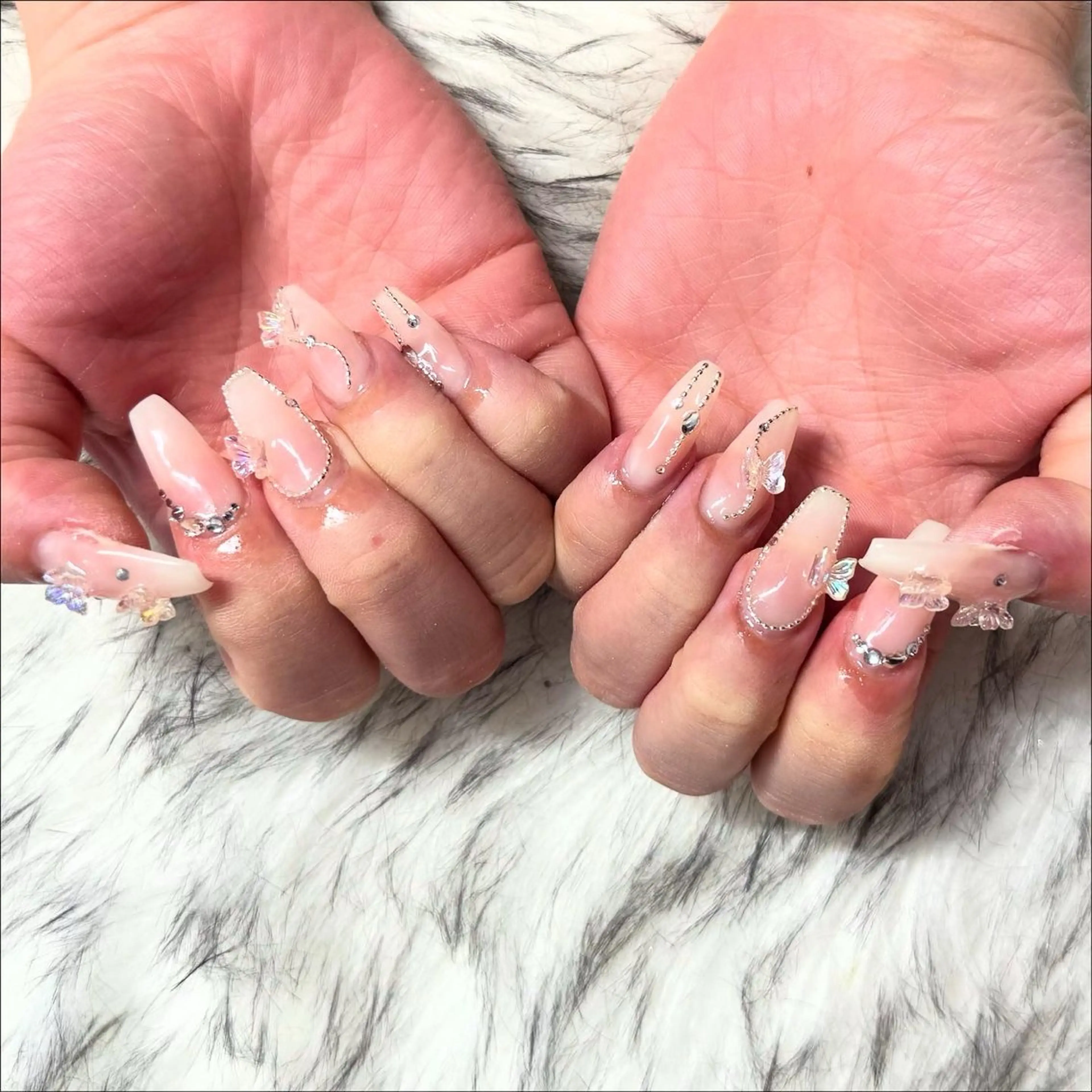 ロング ハンドネイル mao .のネイルデザイン