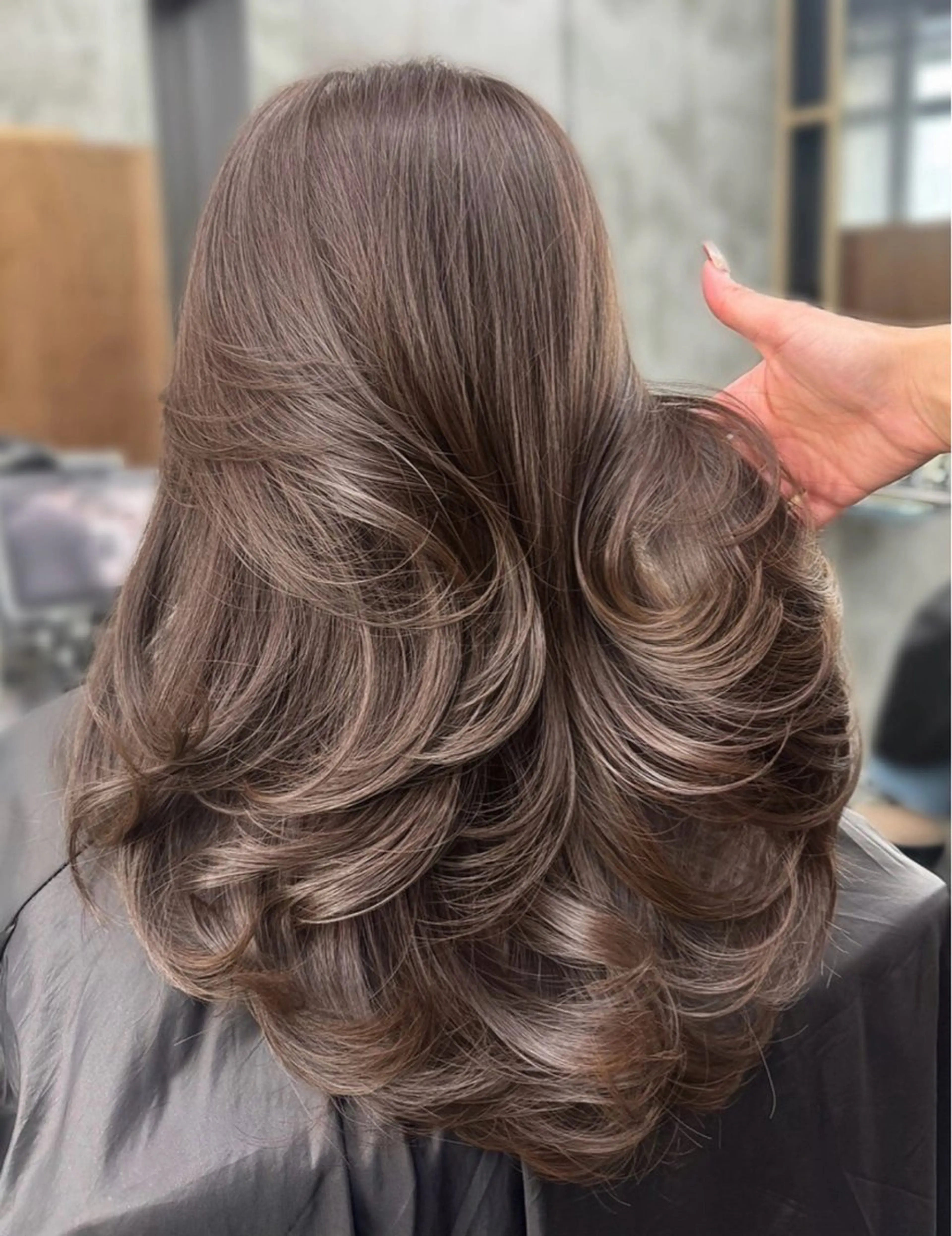 ロング カラー カット ヘアカラー ハイライト、レイヤー カット/西梅田/中西のヘアスタイル