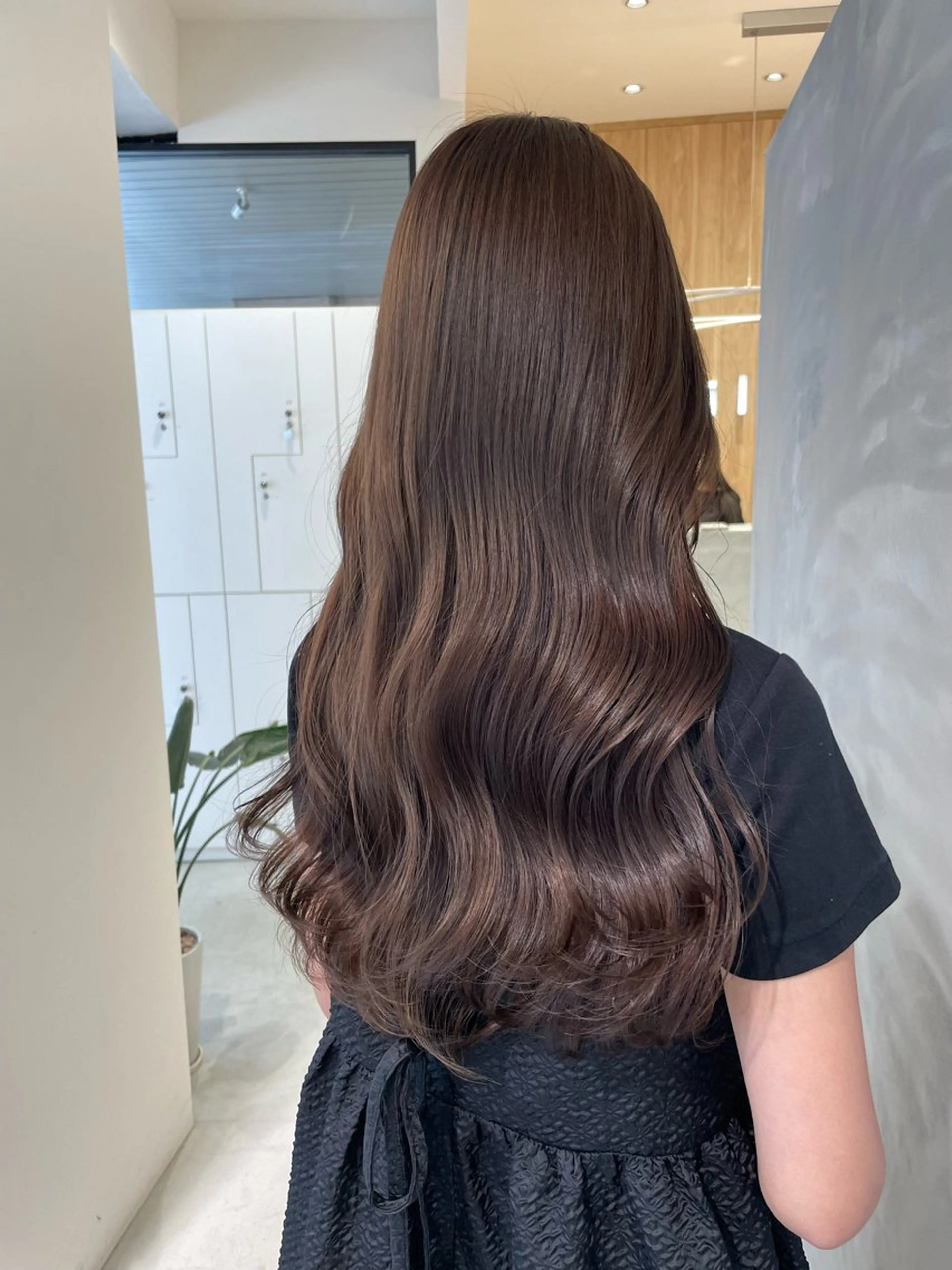 ロング カラー ベージュカラー イルミナカラー ヘアカラー トリートメント 半個室女性salon 🩰Natsumiのヘアスタイル