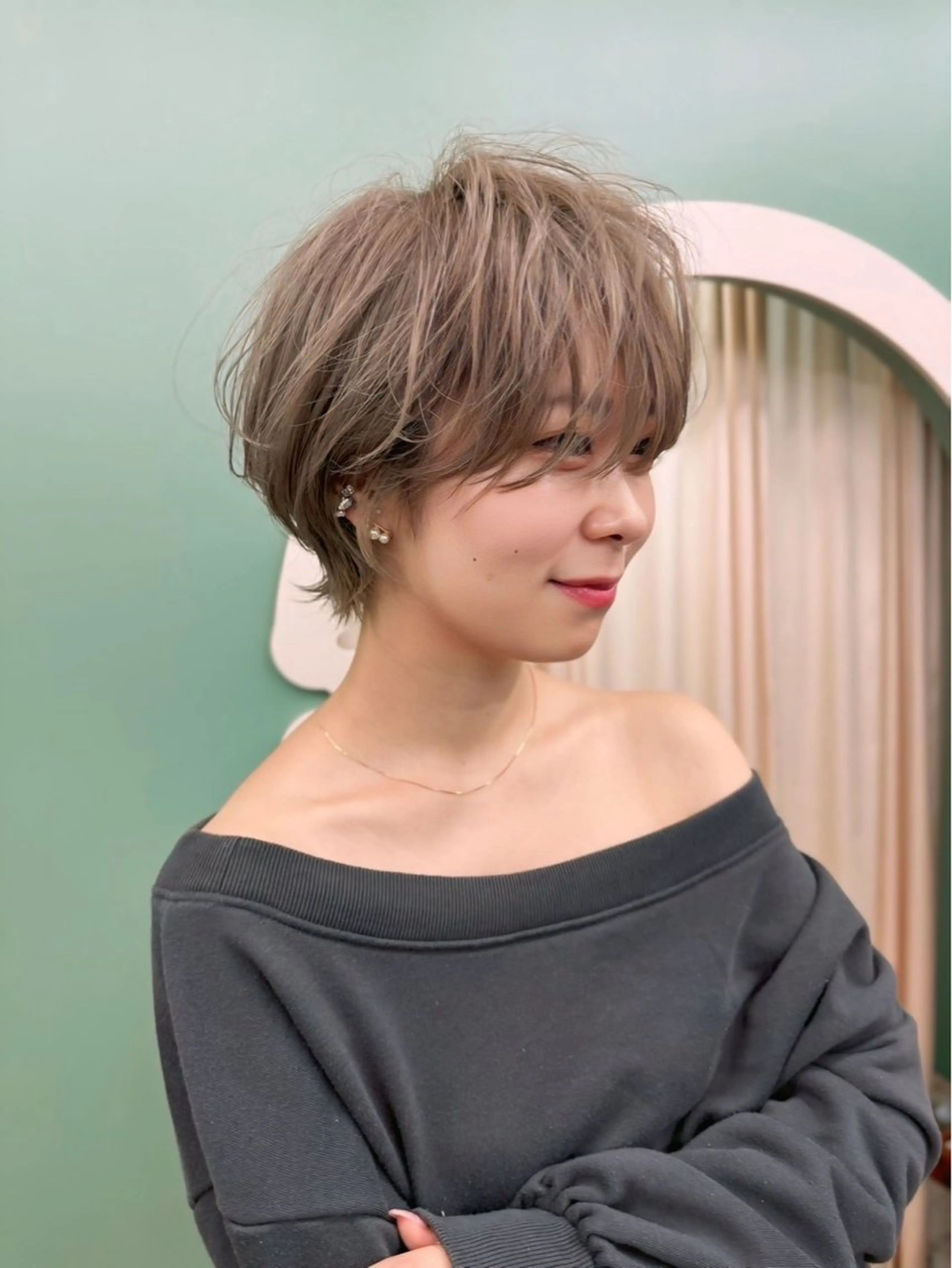 ショート カラー ショートヘア カット ヘアカラー 🌟TOSHI/透明 感カラー/ショートのヘアスタイル