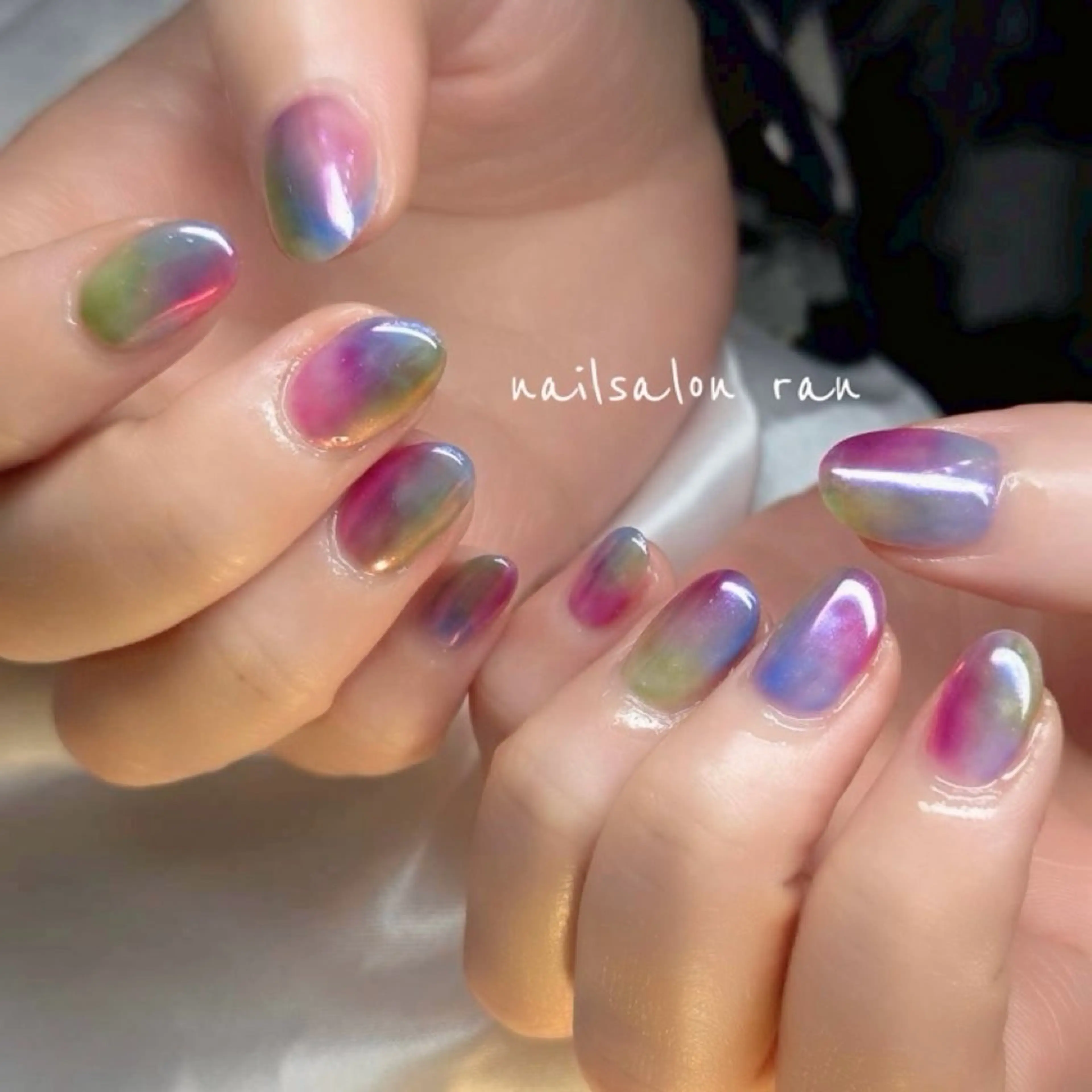ネイル オーロラネイル キラキラネイル ミラーネイル ハンドネイル ハンドケア nailsalon ranのネイルデザイン