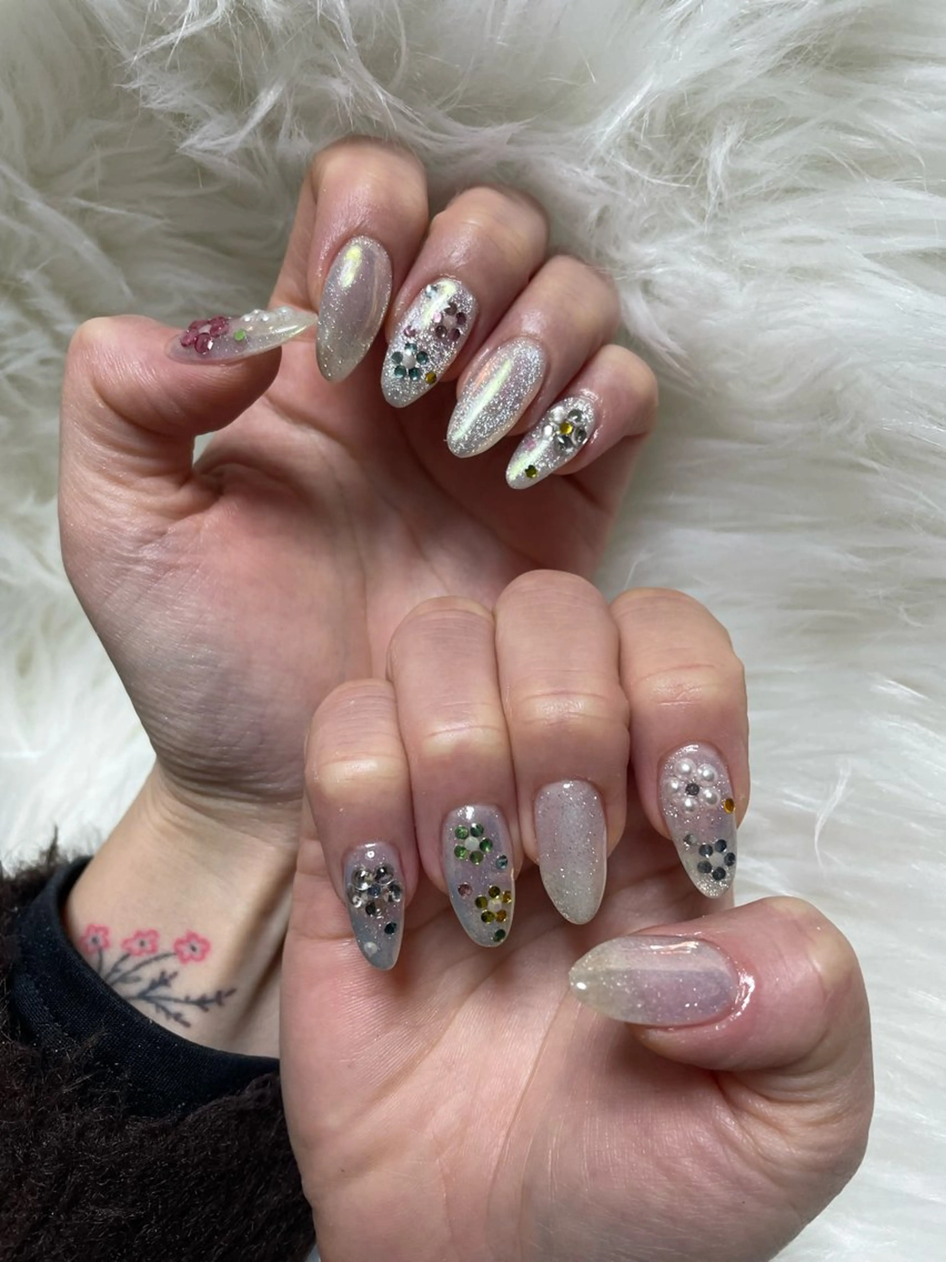 ネイル ハンドネイル 安永 彩香のネイルデザイン