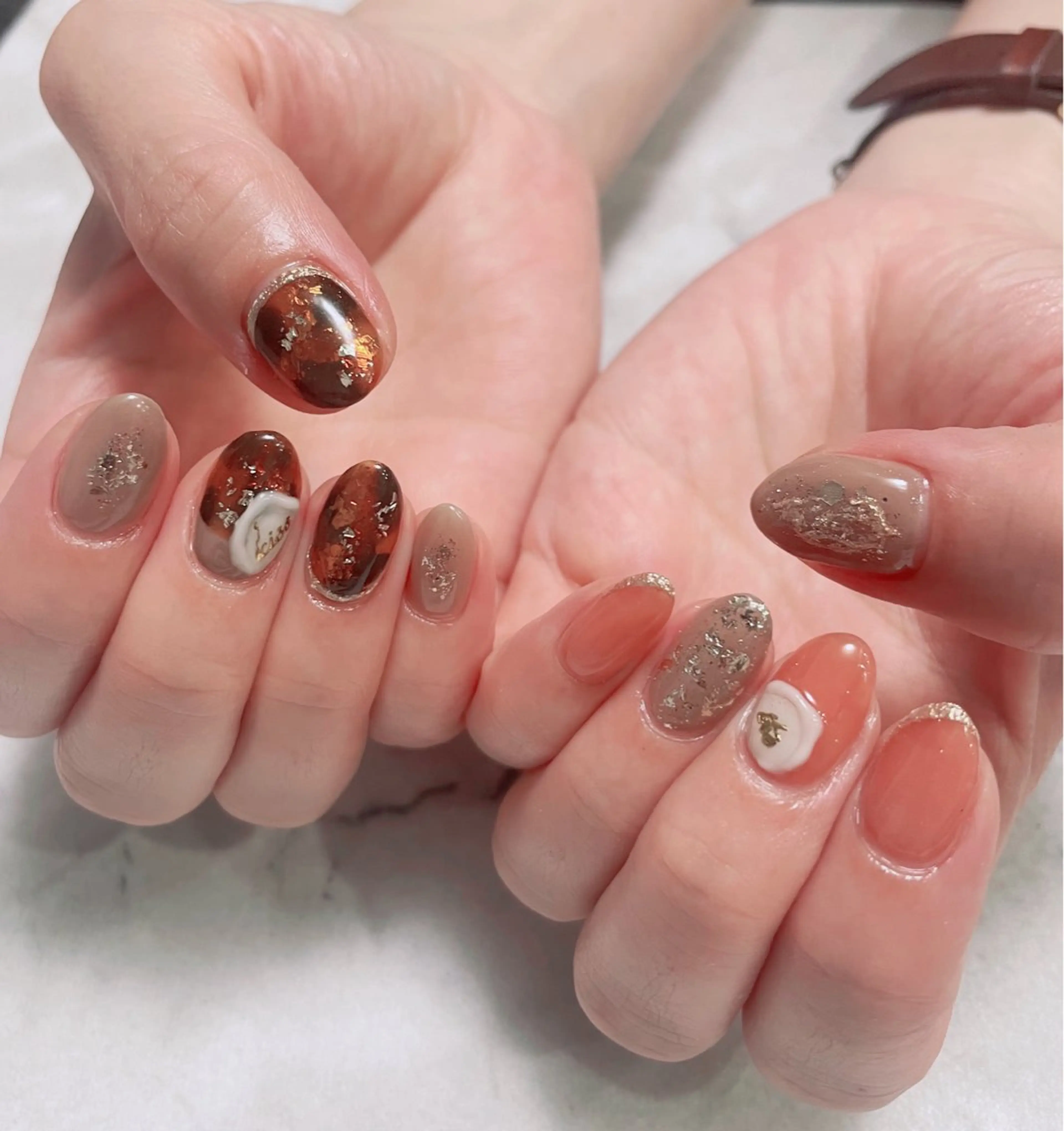 ネイル べっ甲ネイル ハンドネイル 奥田 加奈子のネイルデザイン