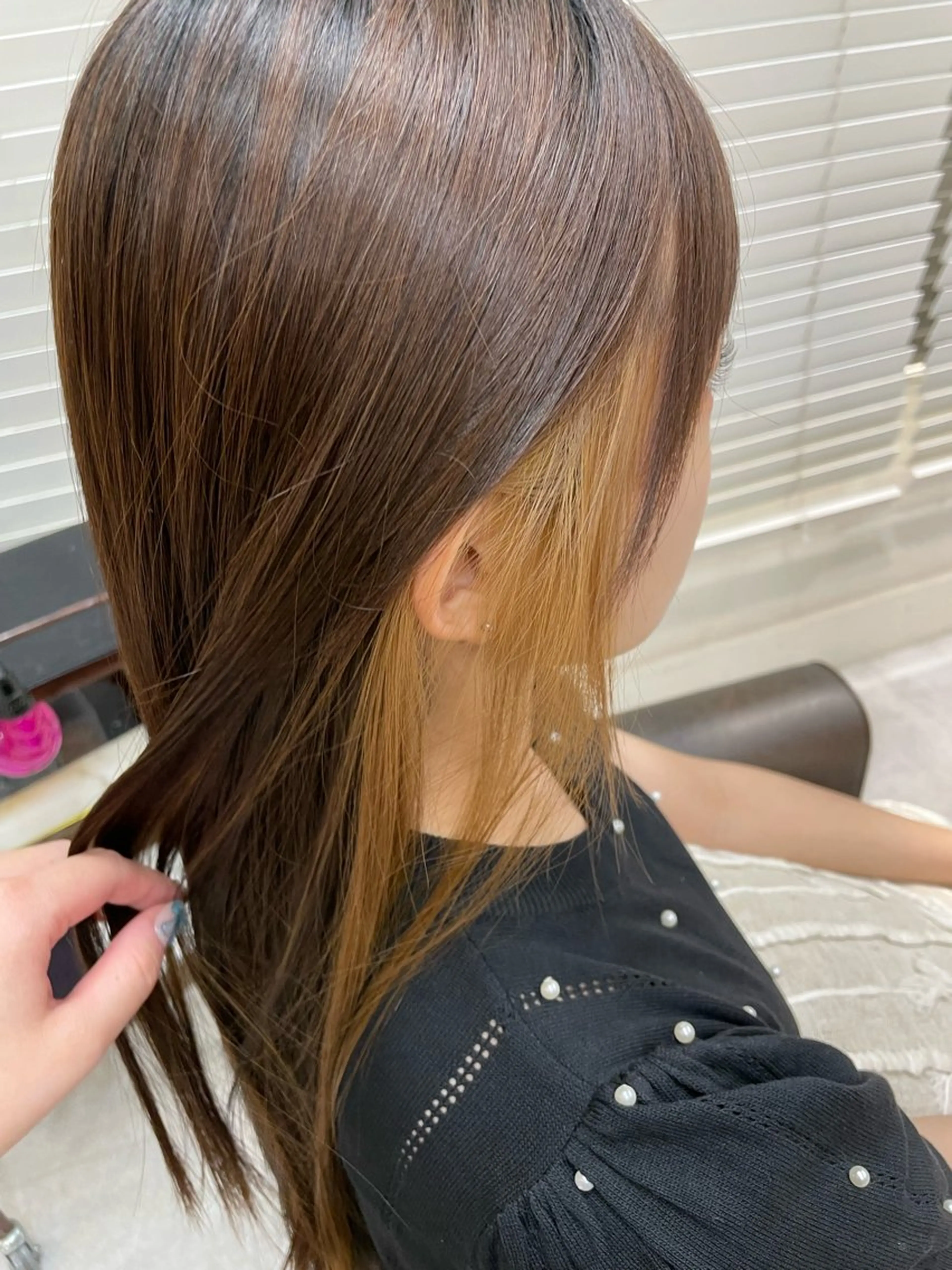 カラー イヤリングカラー 近田 小桜のヘアスタイル