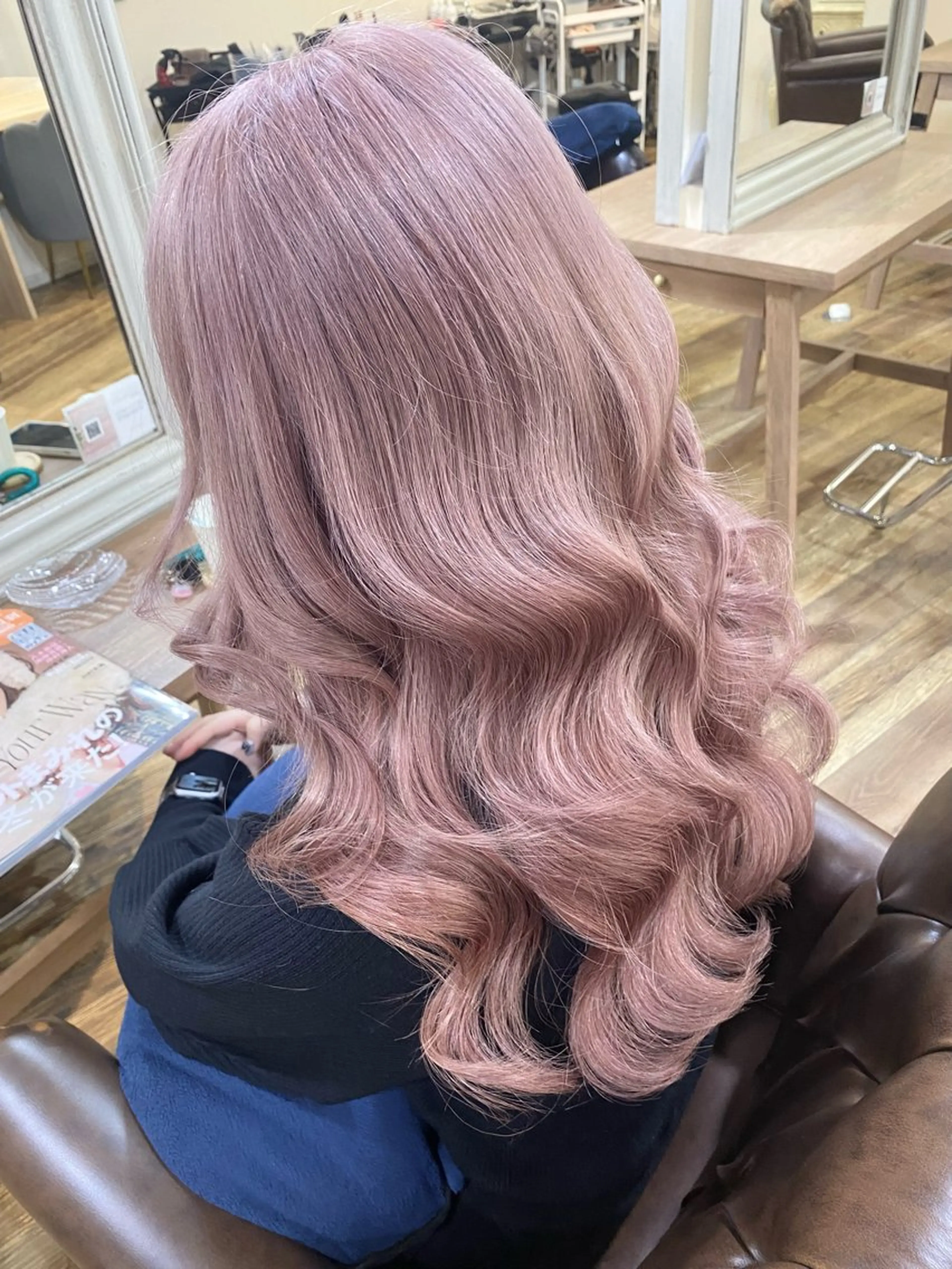 ロング カラー ヘアカラー トリートメント 服部 樹季のヘアスタイル