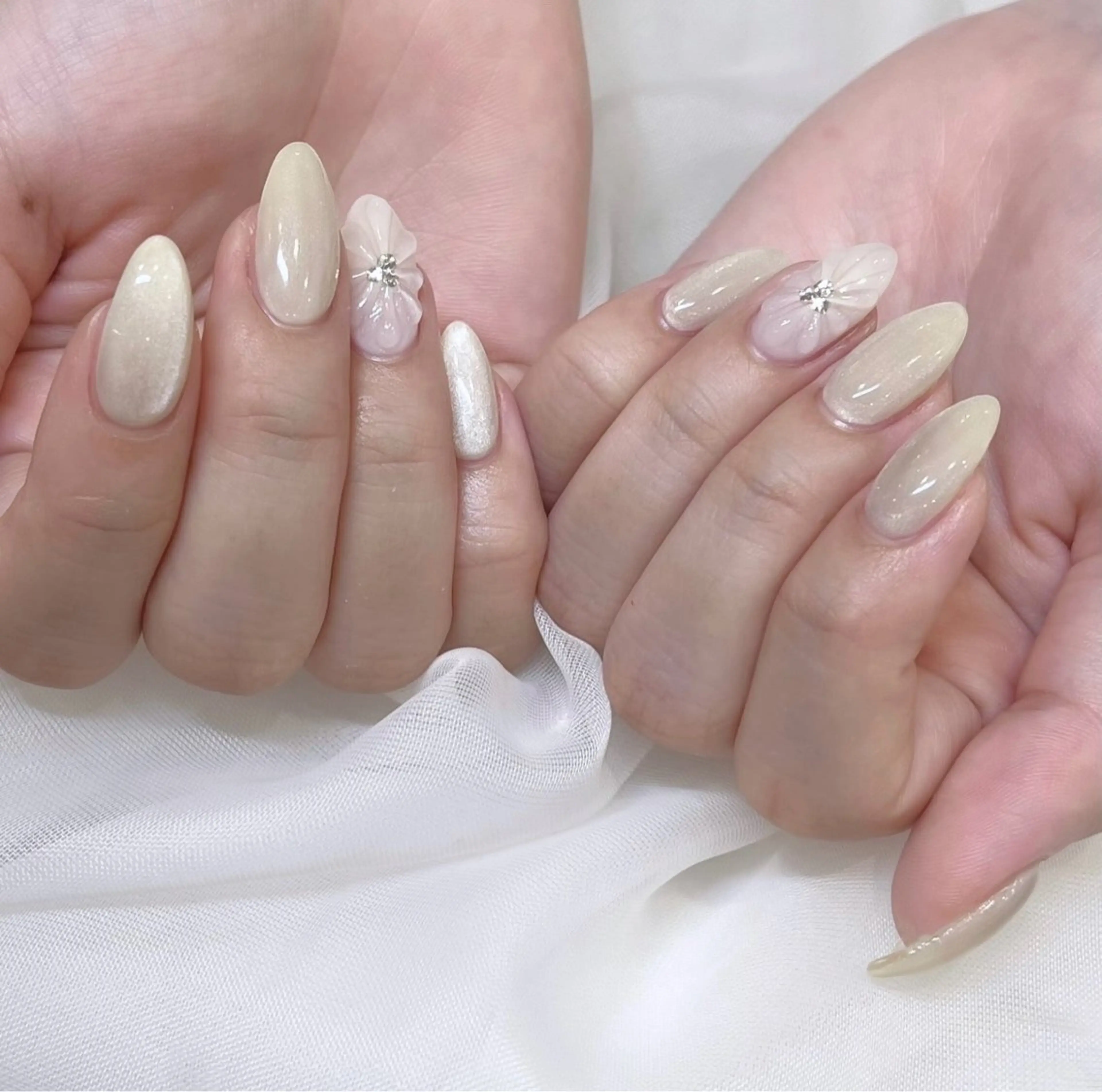 ネイル ハンドネイル emu sakiのネイルデザイン