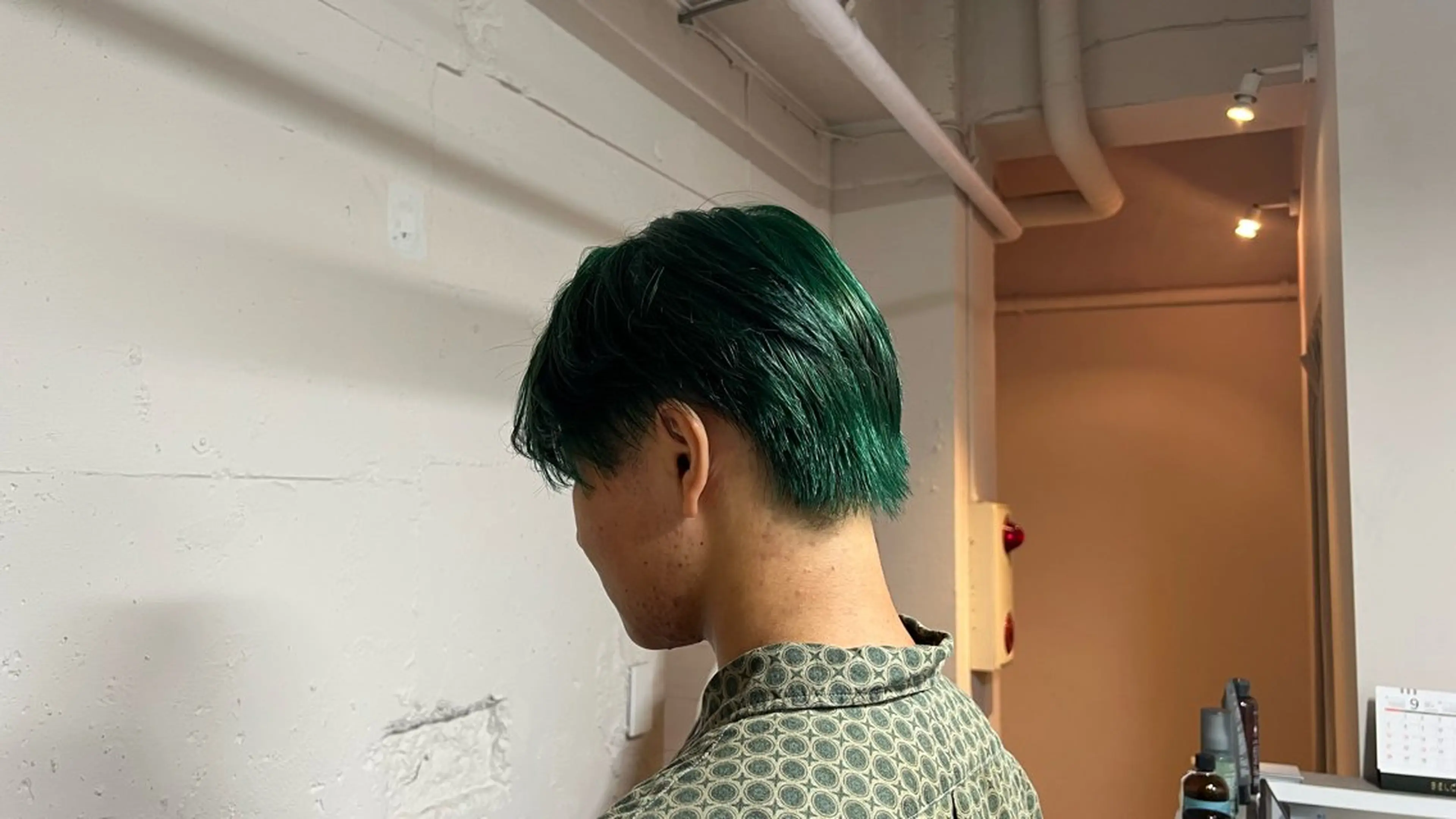 ショート カラー ブリーチ ヘアカラー 🎀tokute ナオ🧸のヘアスタイル