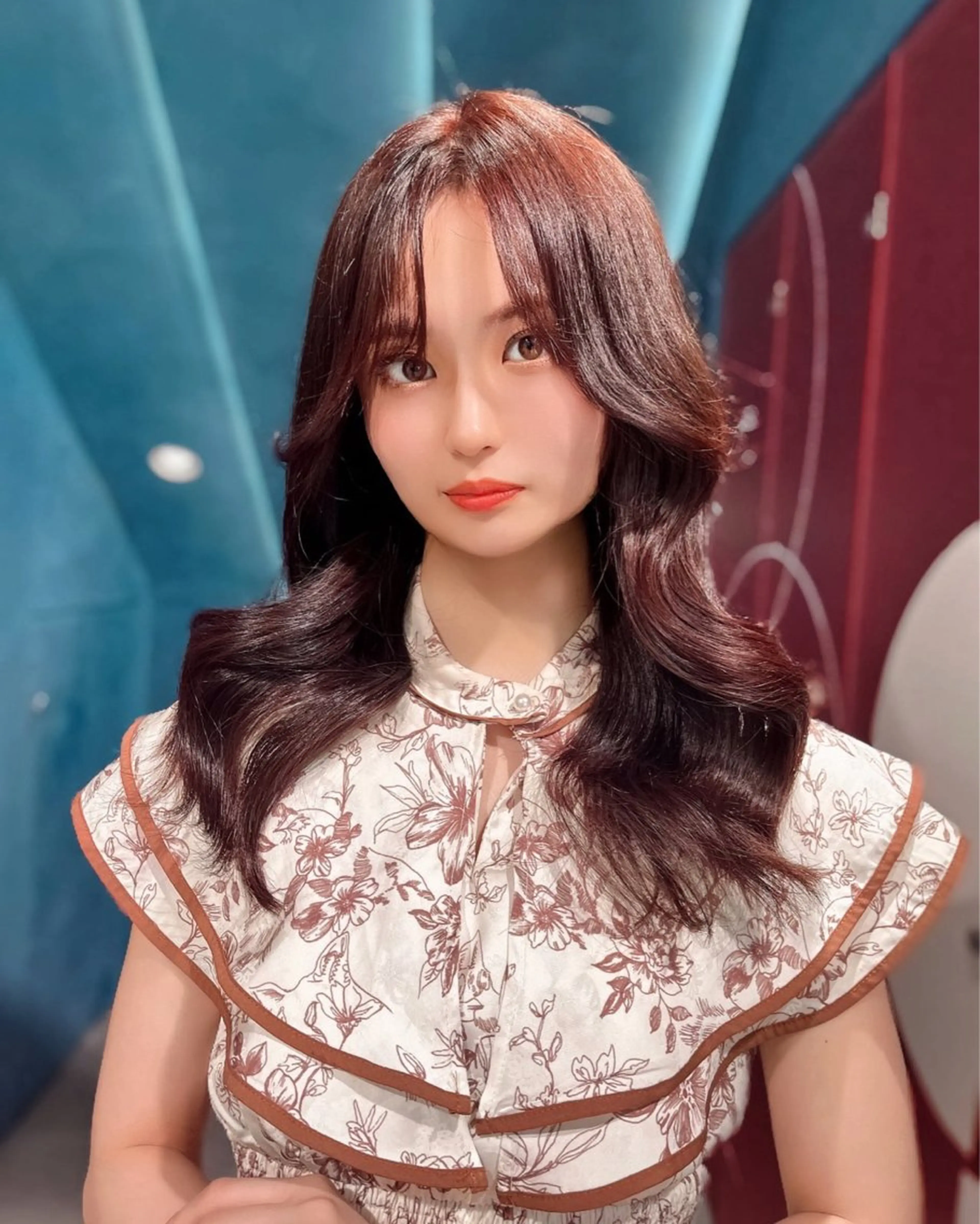 セミロング カラー ヘアアレンジ レイヤー/髪質改善 /透け感カラー/艶髪のヘアスタイル