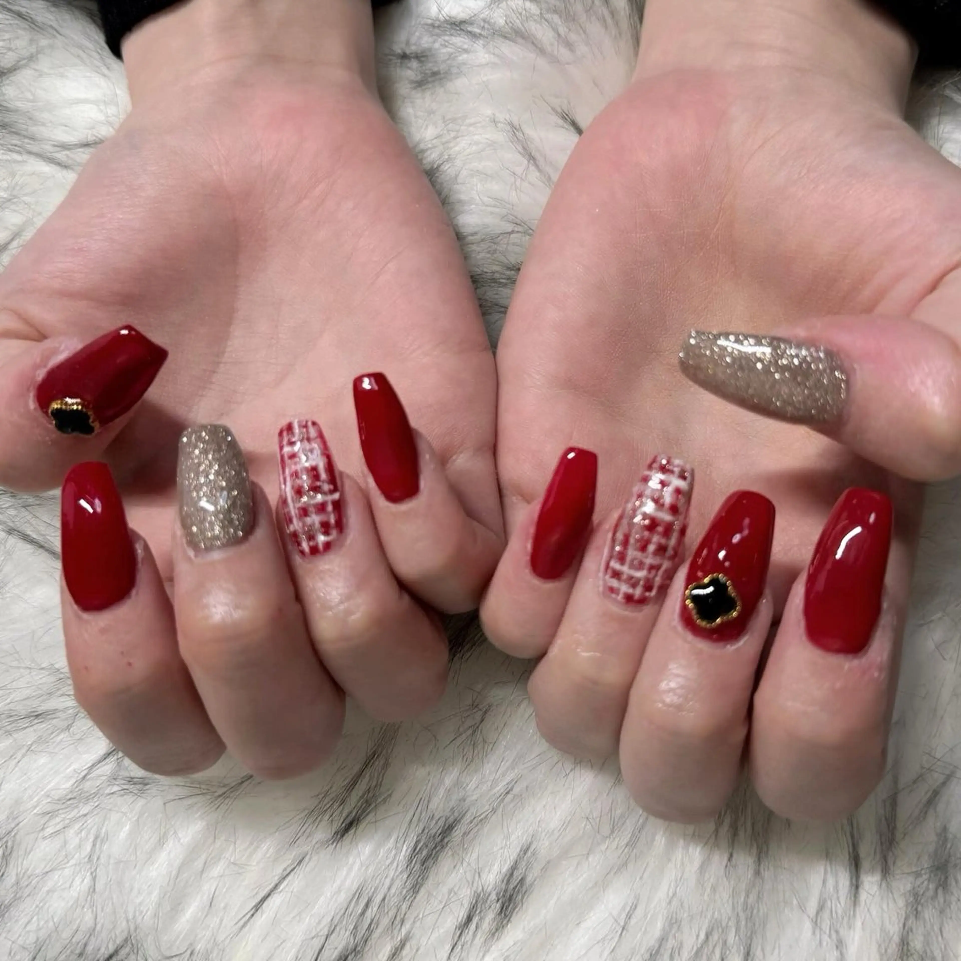 セミロング ハンドネイル mao .のネイルデザイン