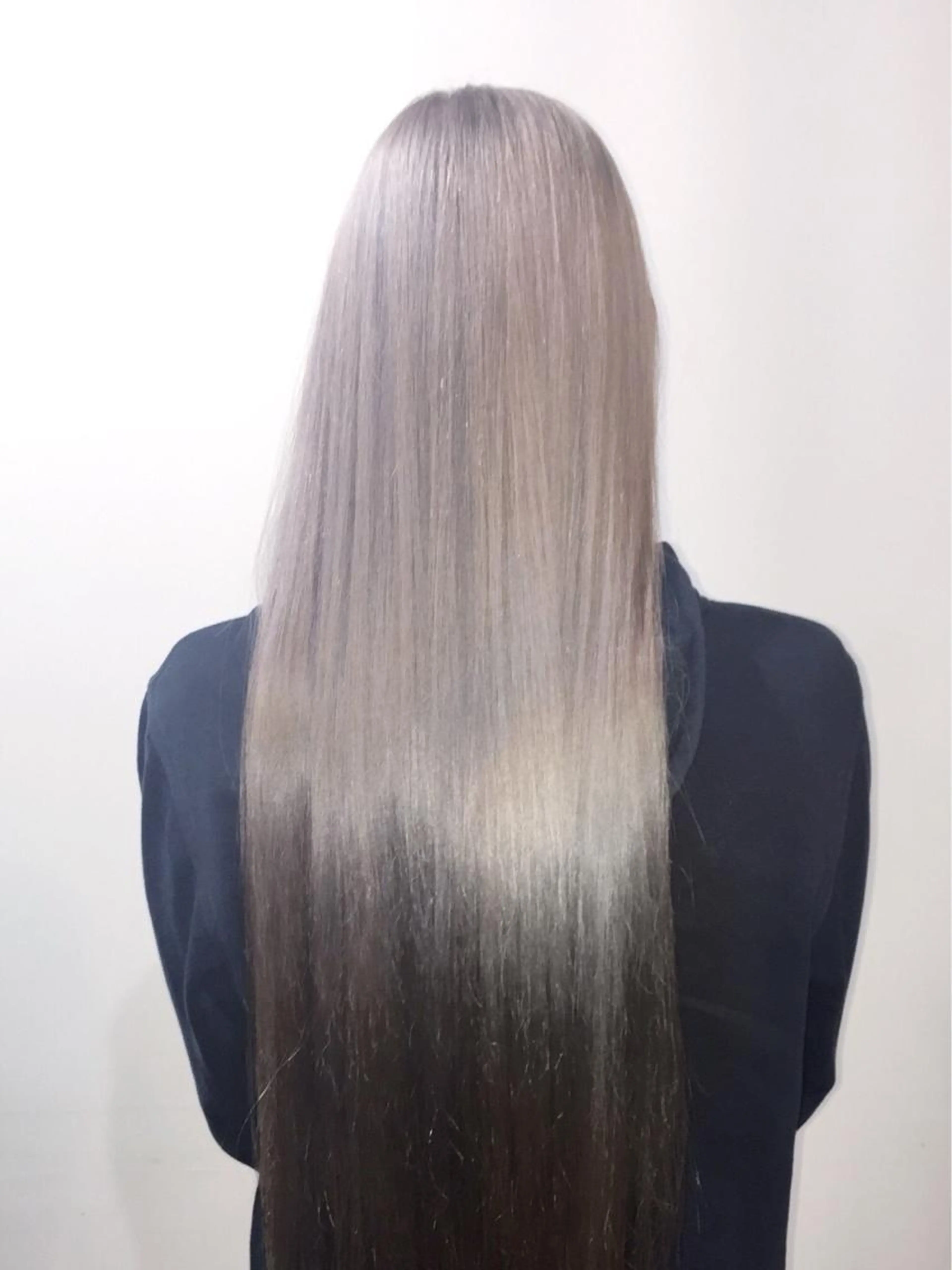 カット+ケアブリーチ+カラープレミアム5STEPトリートメントの写真