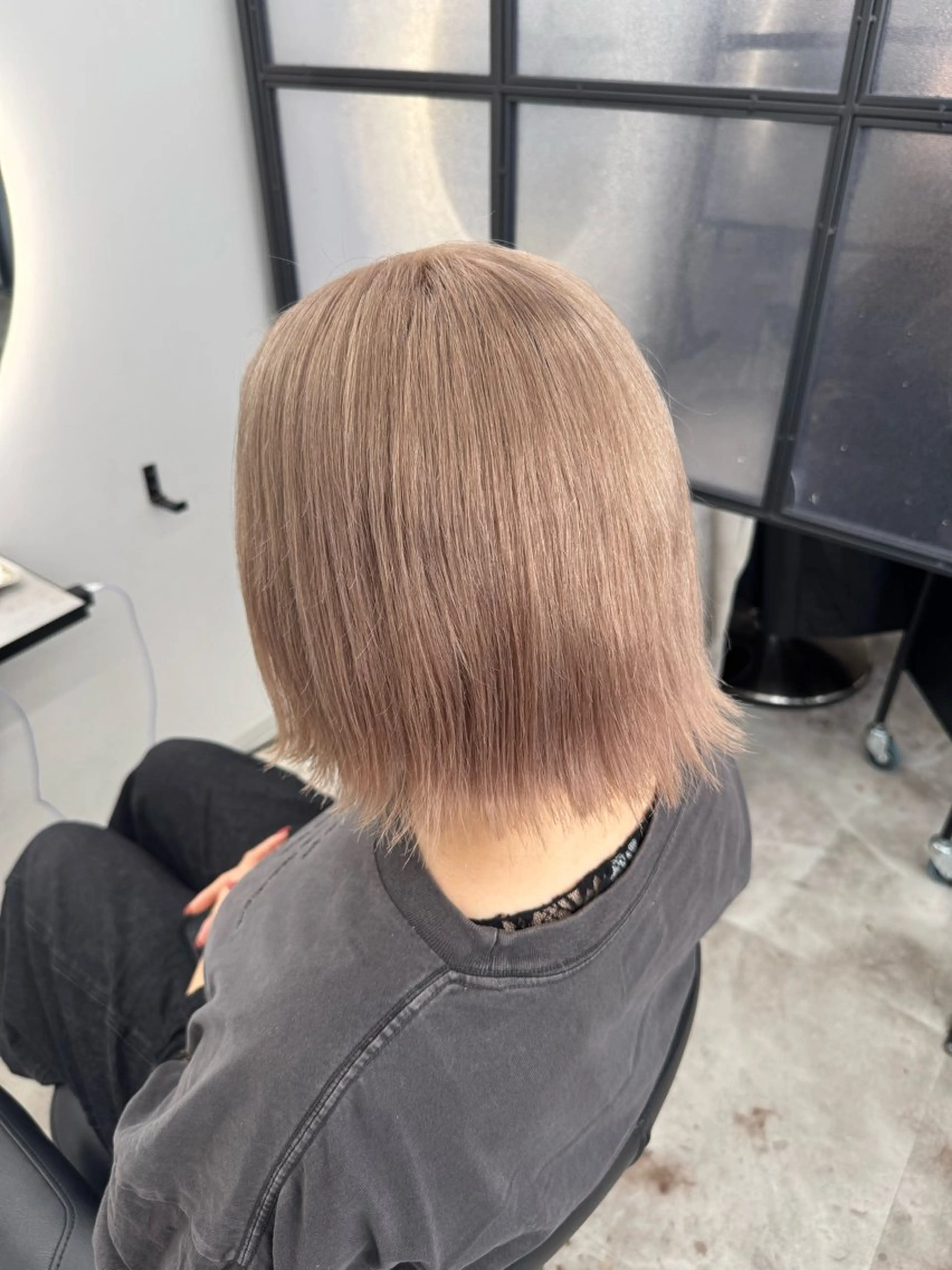 ミディアム ヘアカラー ✨Noto ハイトーンカラー✨のヘアスタイル