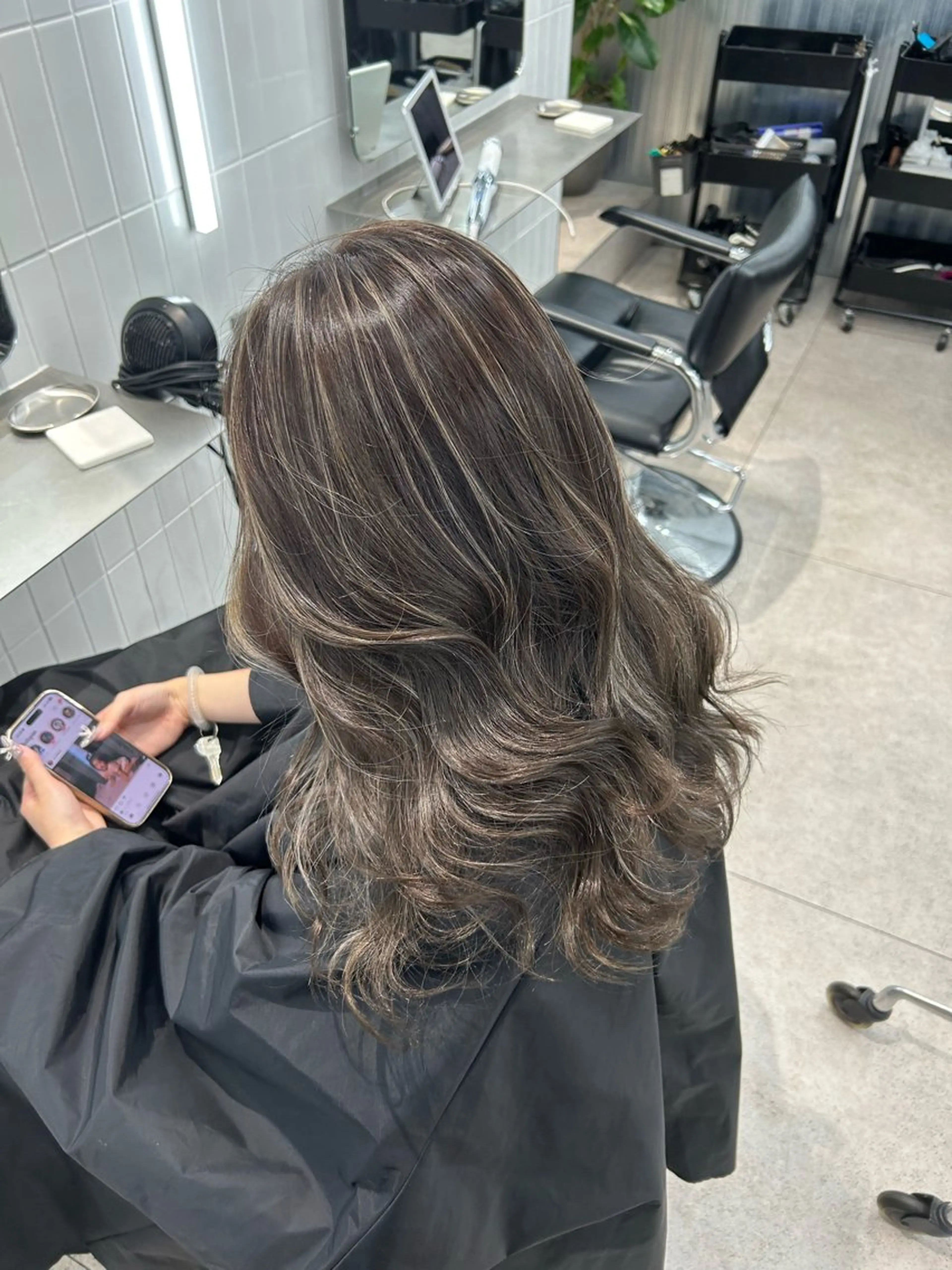 ロング カラー ✨レイヤーカット 海外ヘア/原宿✨のヘアスタイル