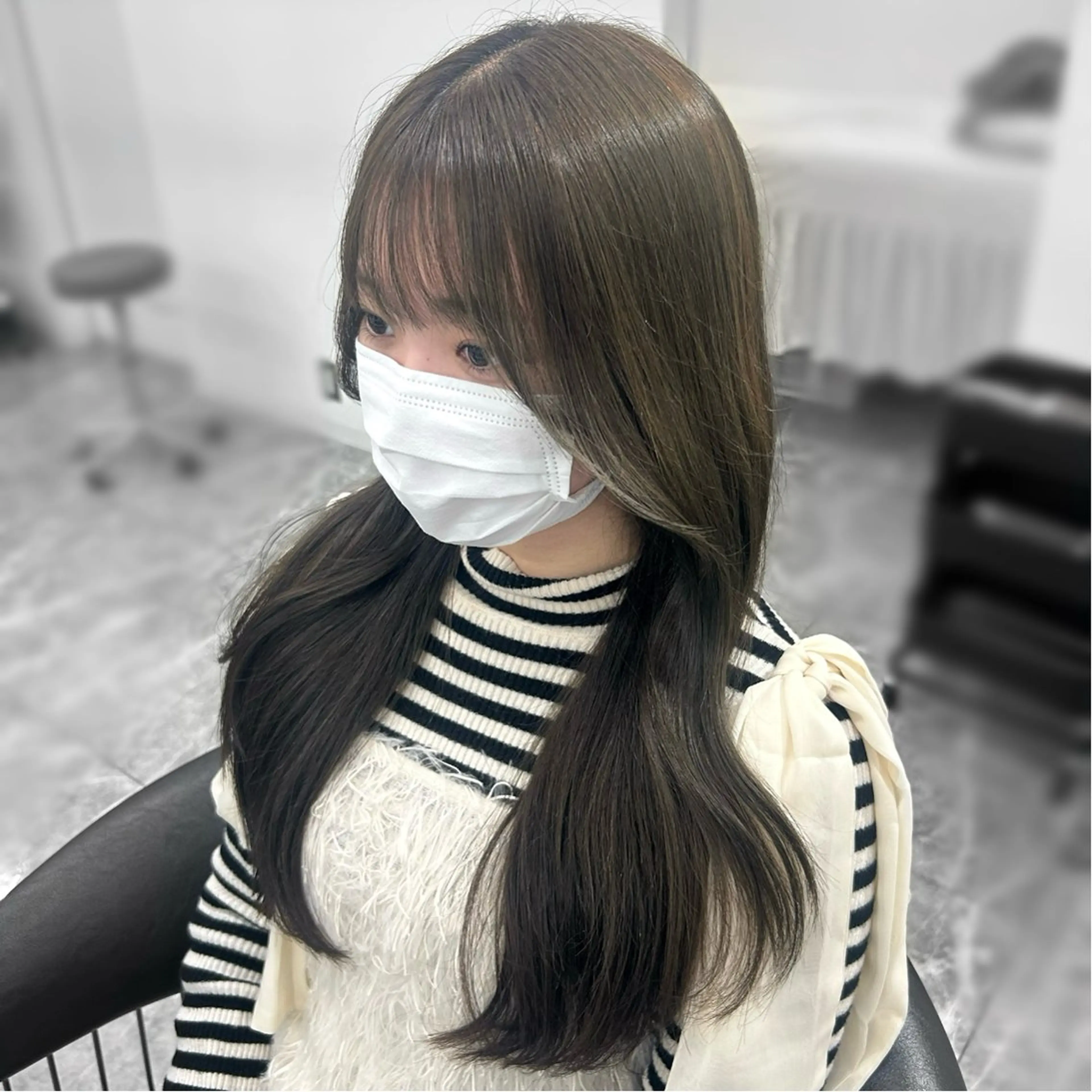 ロング カラー ブリーチ 透明感カラー ブリーチなしカラー y u i ★ 梅田美容室のヘアスタイル