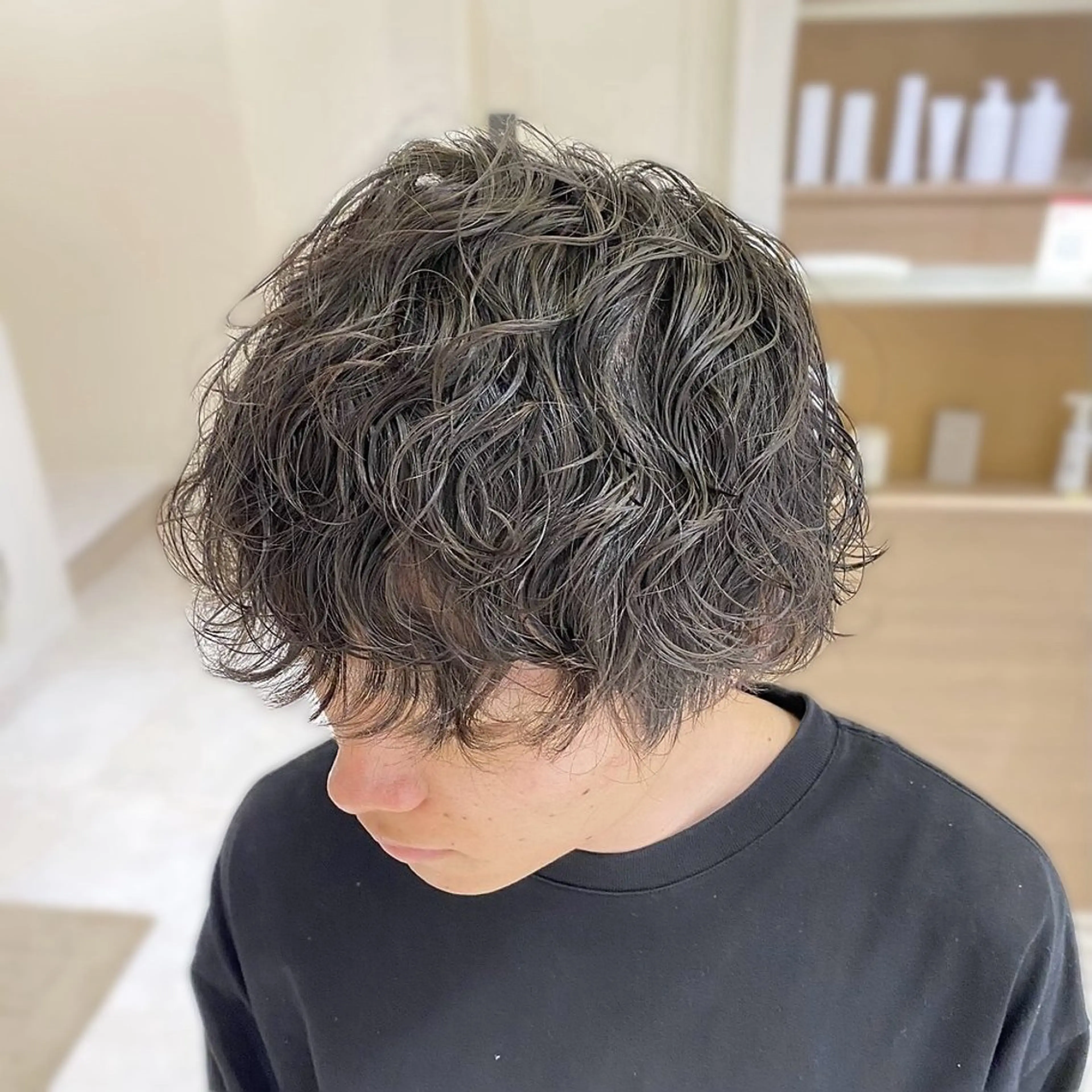 ショート パーマ メンズ メンズパーマ スパイラルパーマ 前髪XP／艶カラー ／🎀Ayuka🎀のヘアスタイル