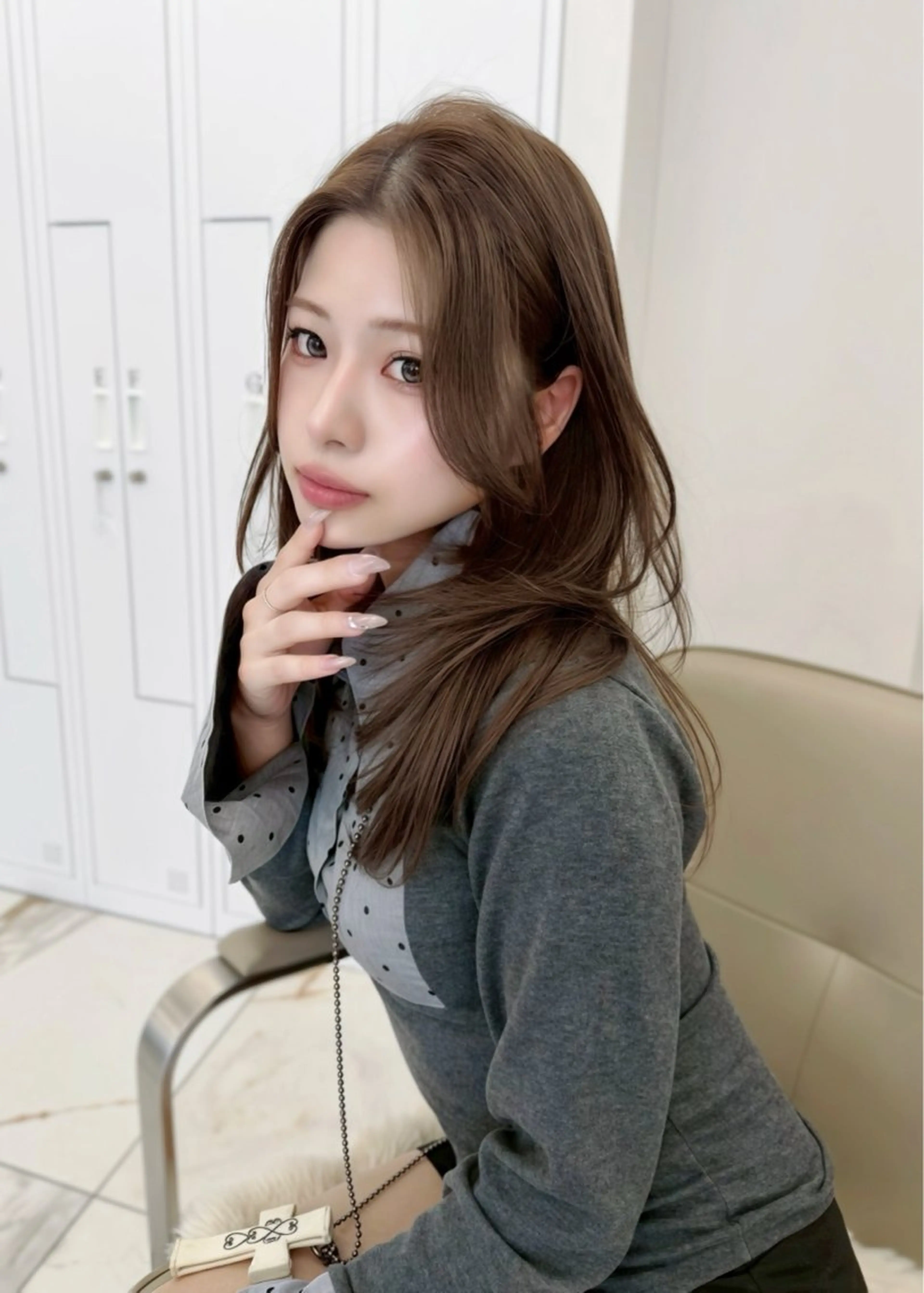 ロング カラー ベージュカラー ハイレイヤー レイヤーカット カット ヘアカラー トリートメント chii /ハイレイヤーのヘアスタイル