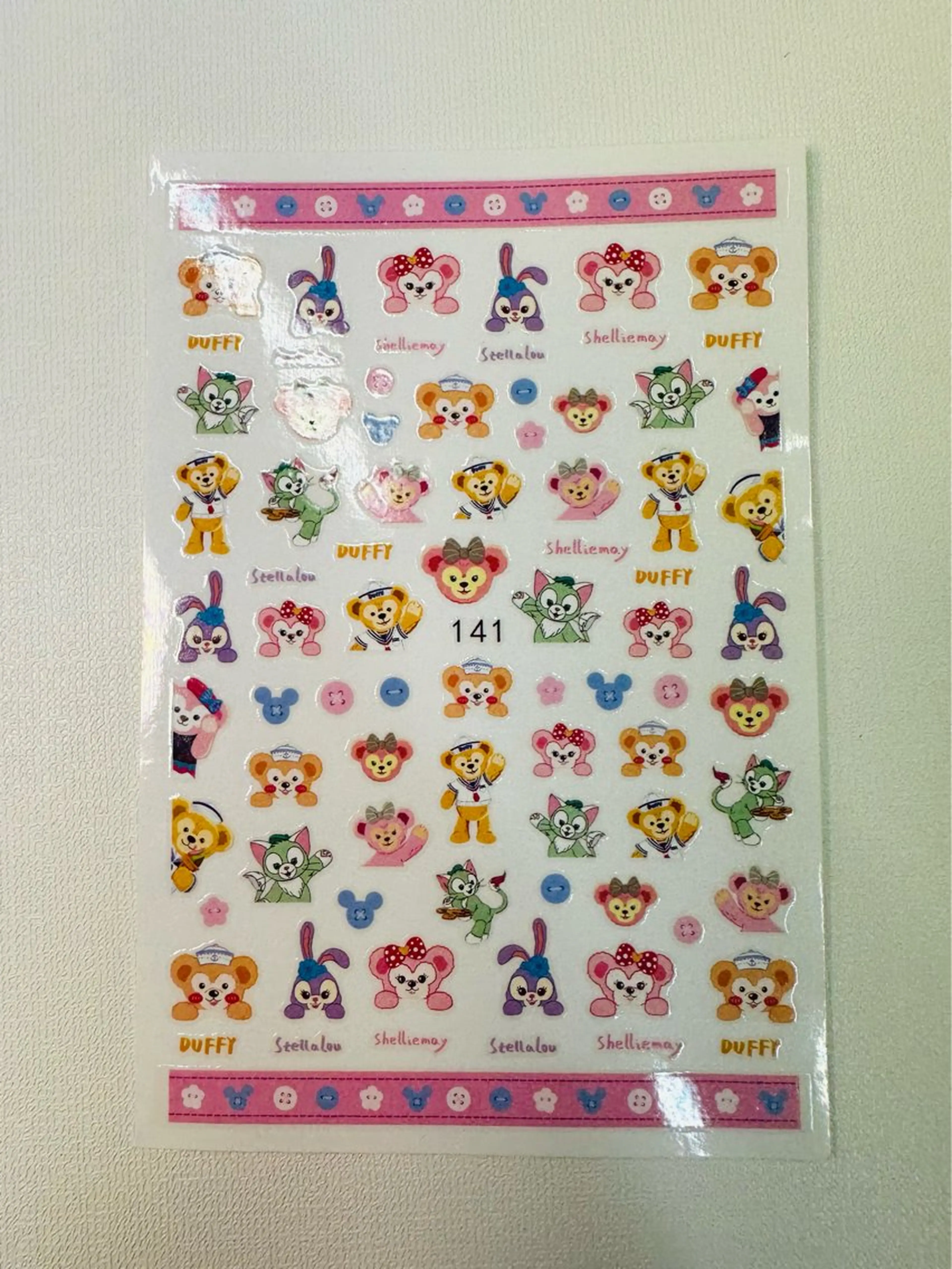 ネイル M Hのネイルデザイン