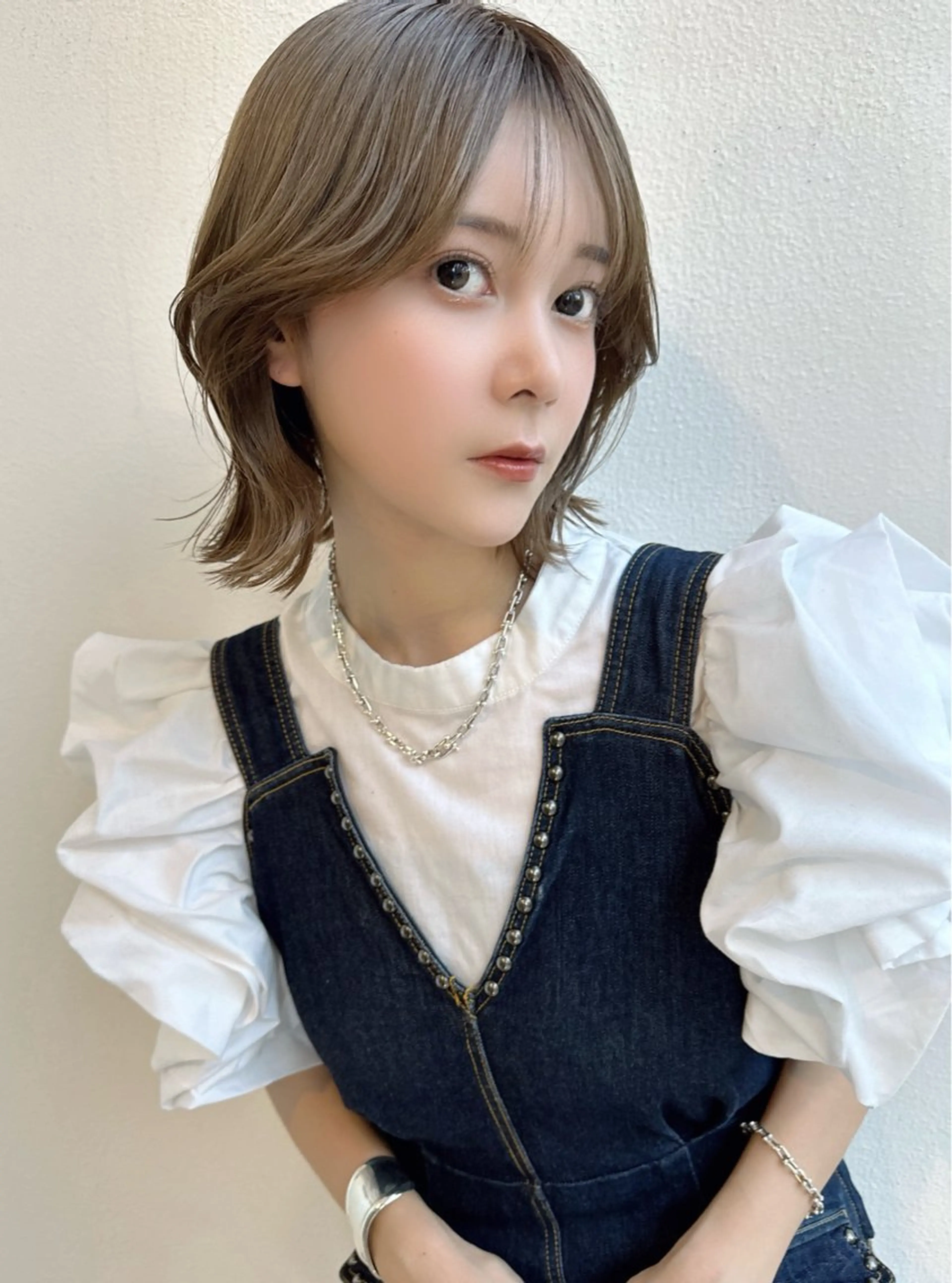 ミディアム カラー 韓国風ヘア AIRI layer cut hairのヘアスタイル