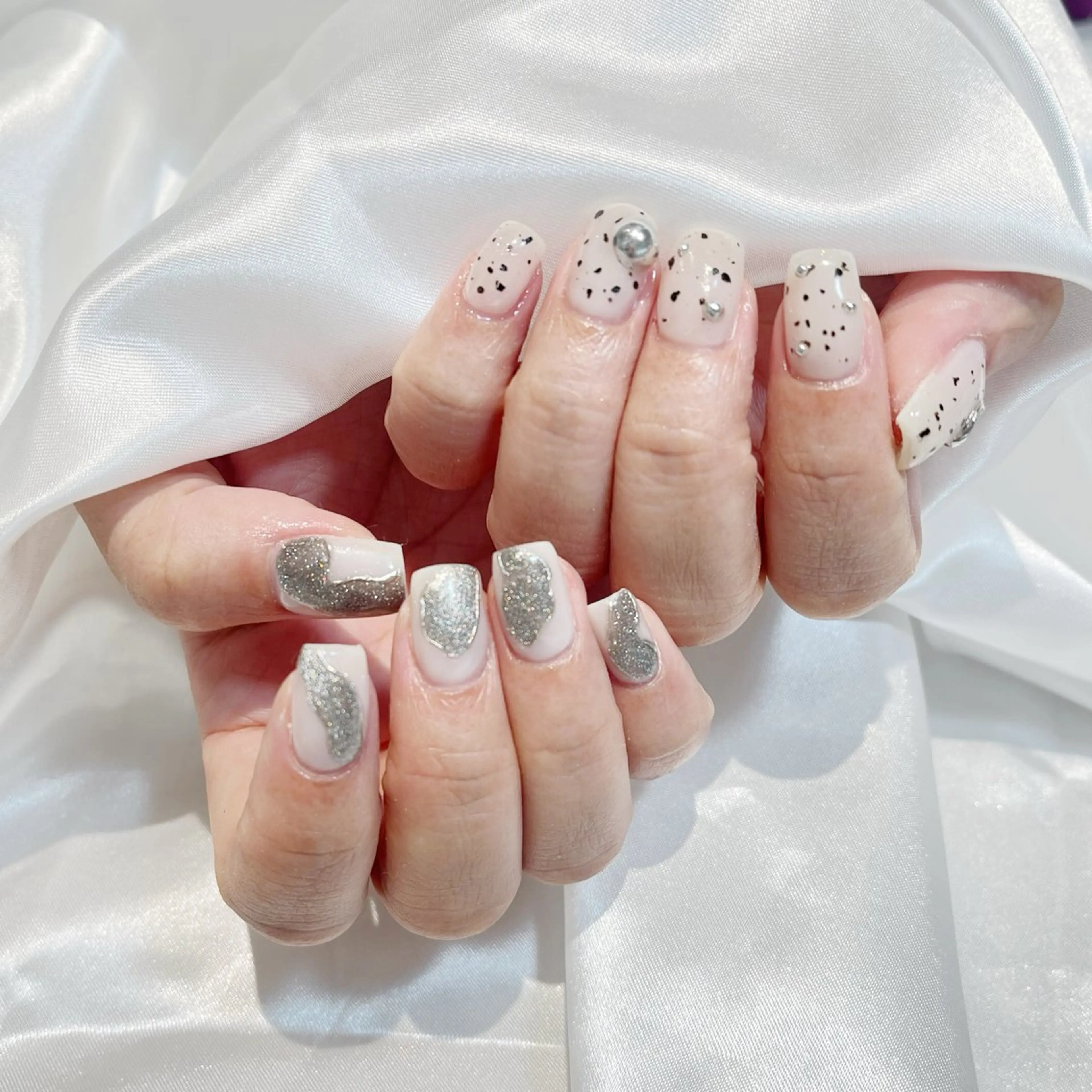 ネイル WISTERIA aisaのネイルデザイン