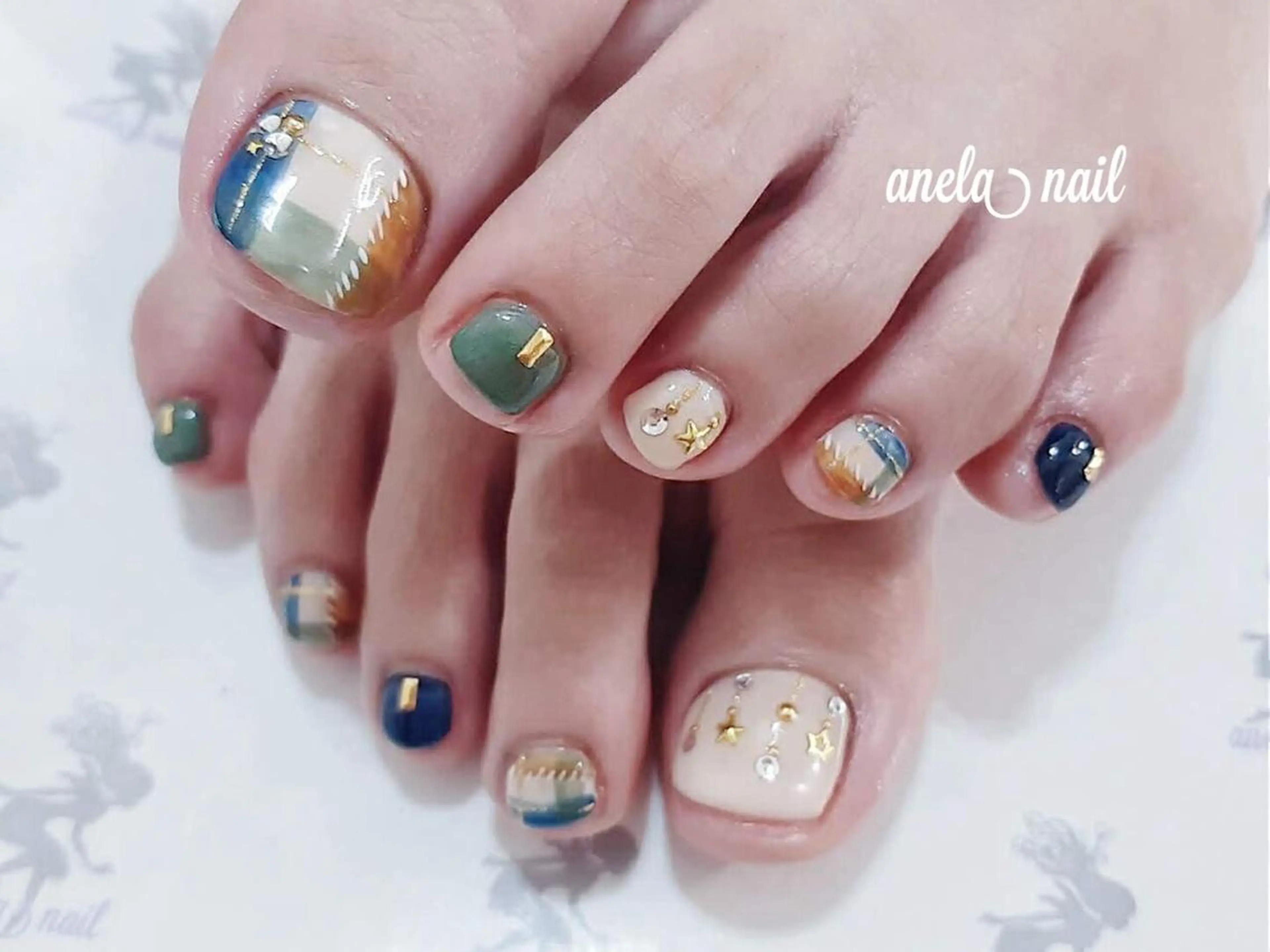 ネイル anelanail ネイリストのネイルデザイン