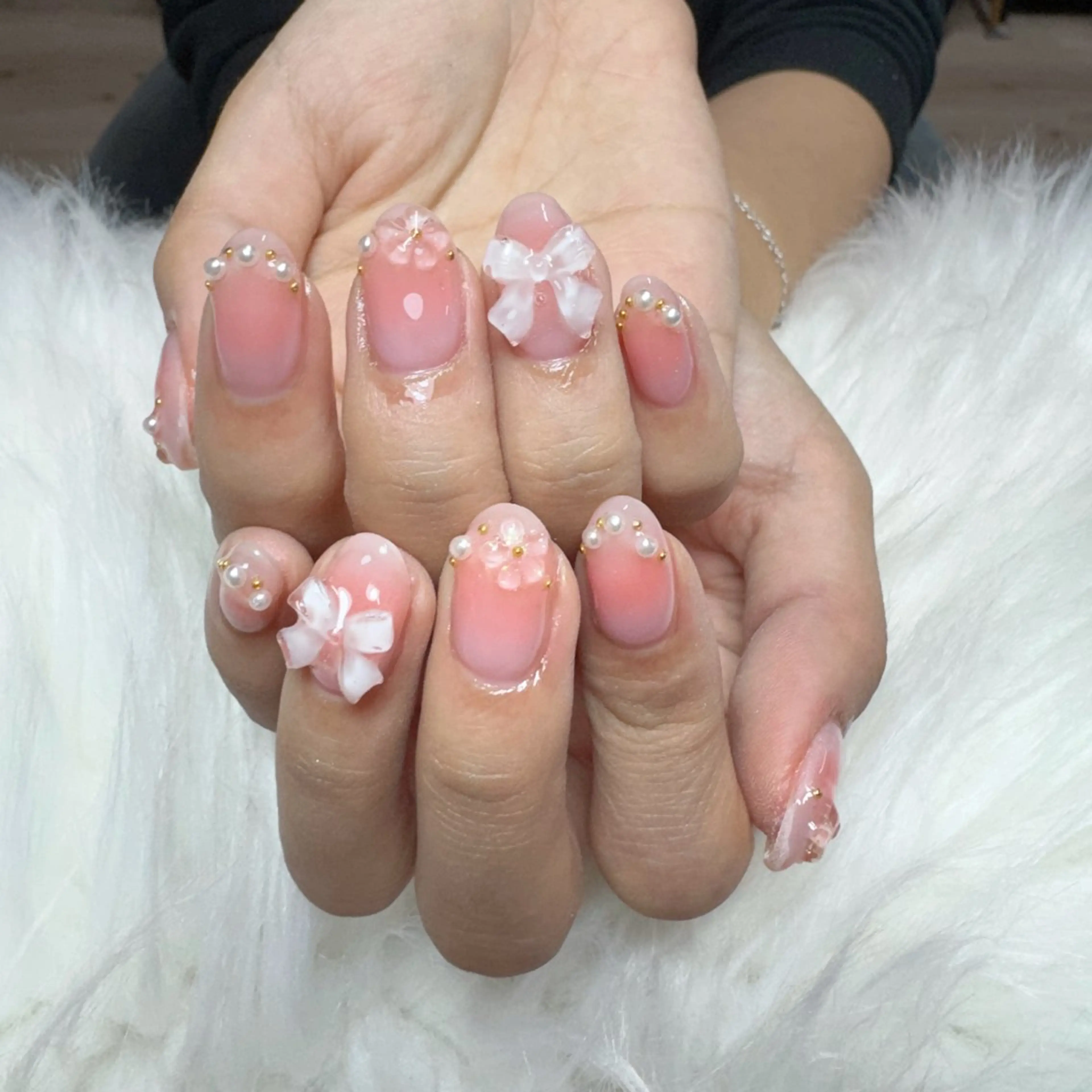 ネイル ハンドネイル 🎀nana🫧 ワンホンネイル🎀のネイルデザイン