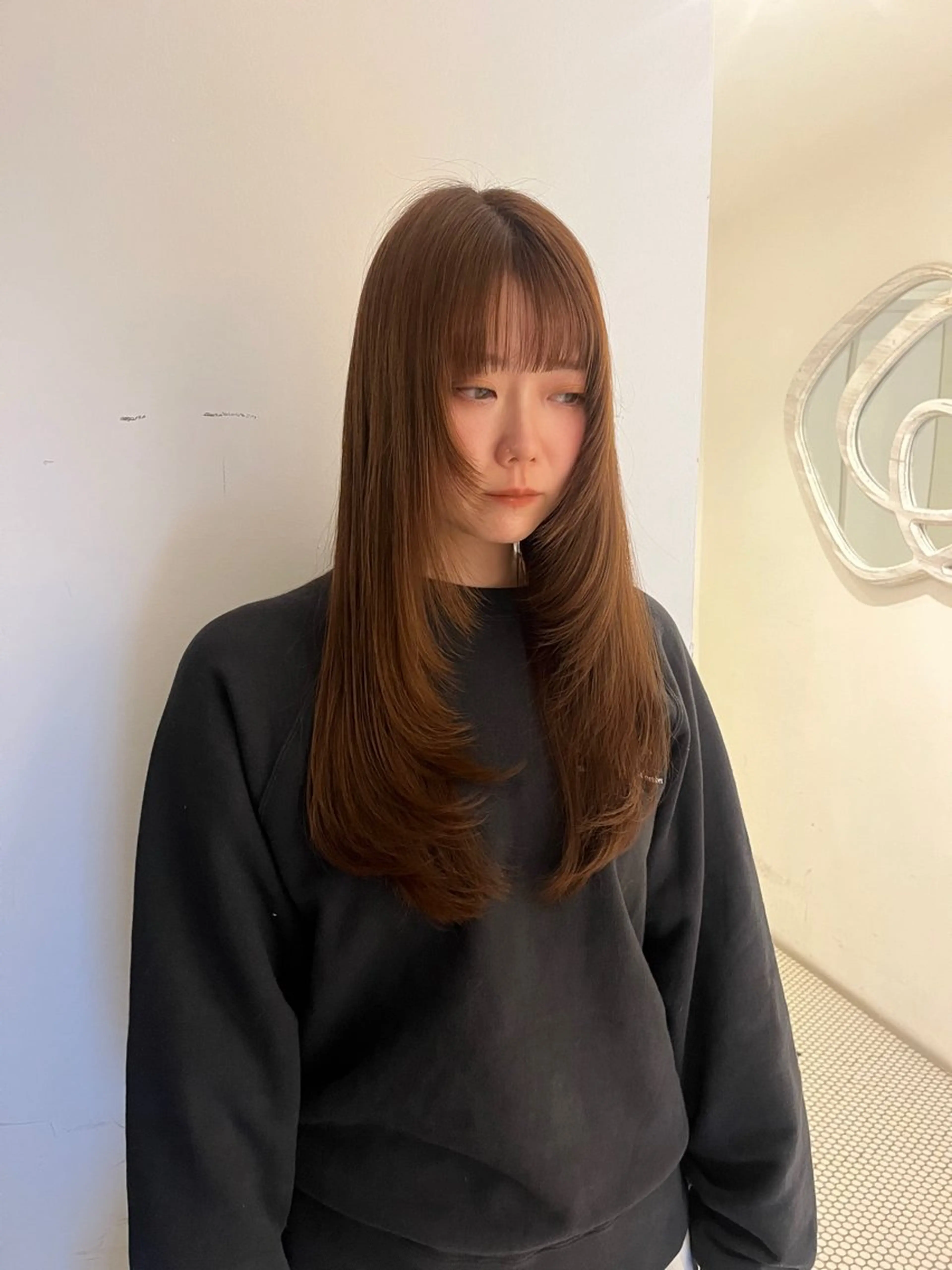 ロング カット ヘアカラー トリートメント あやか/ベージュ /透け感カラーのヘアスタイル