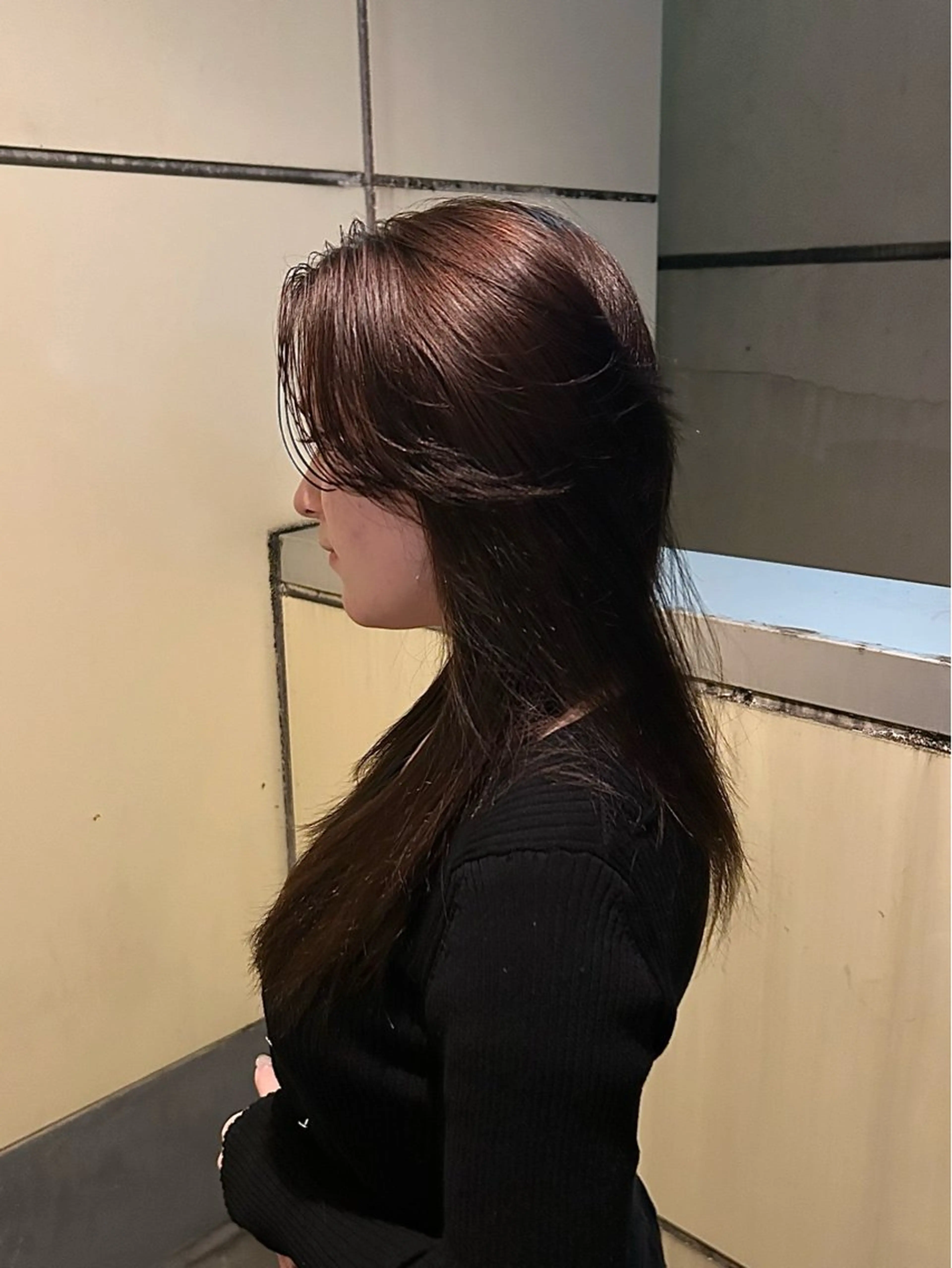 ロング 顔まわりレイヤー 顔周りカット レイヤーカット 佐藤 ウィリアムのヘアスタイル