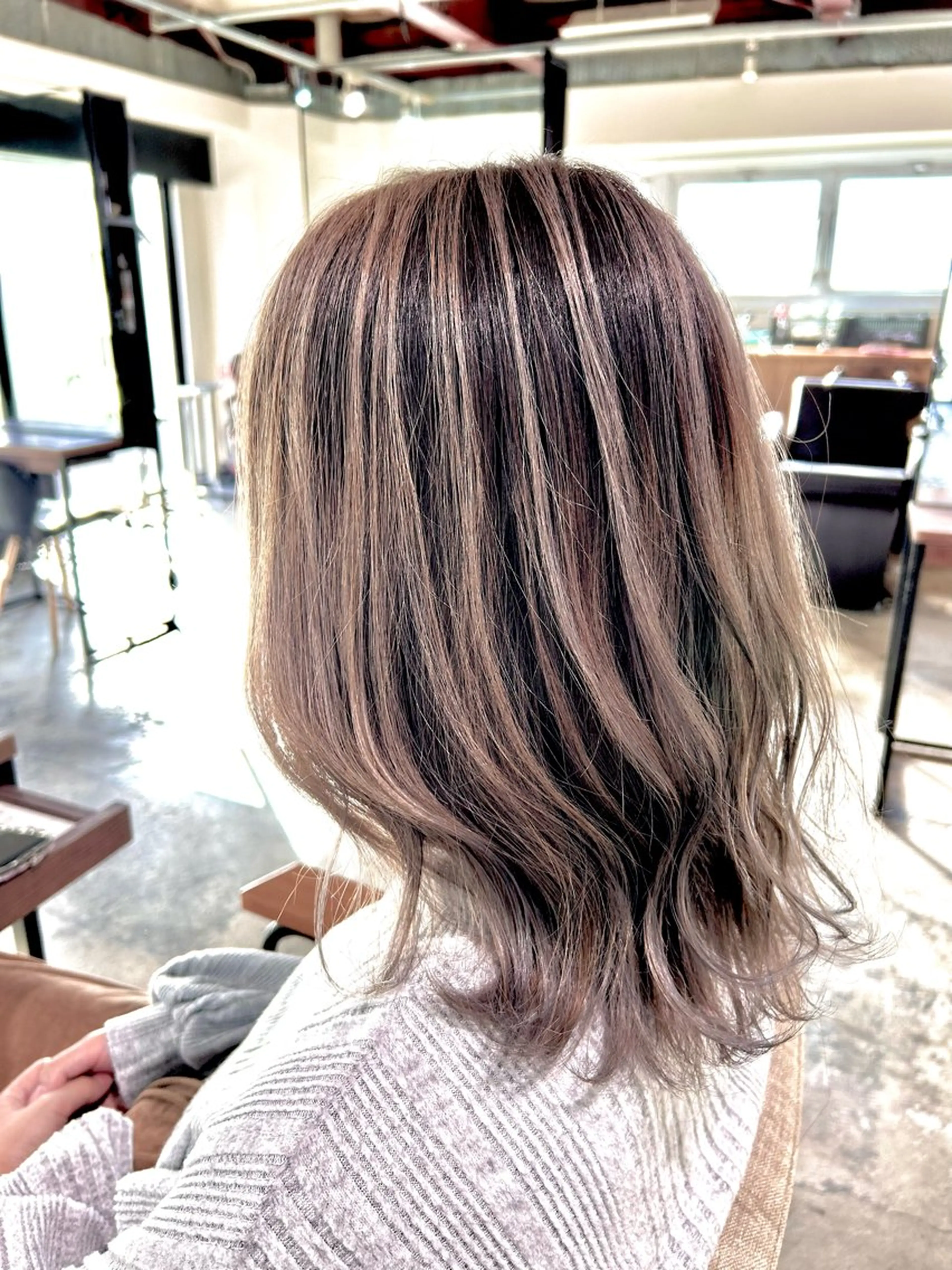 ミディアム カラー ヘアカラー トリートメント ブリーチ職人/ shori/店舗代表のヘアスタイル